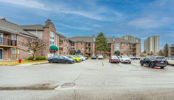 Photo 1 of Unit 44, 3085 Kingsway Drive, Kitchener — HOMEH