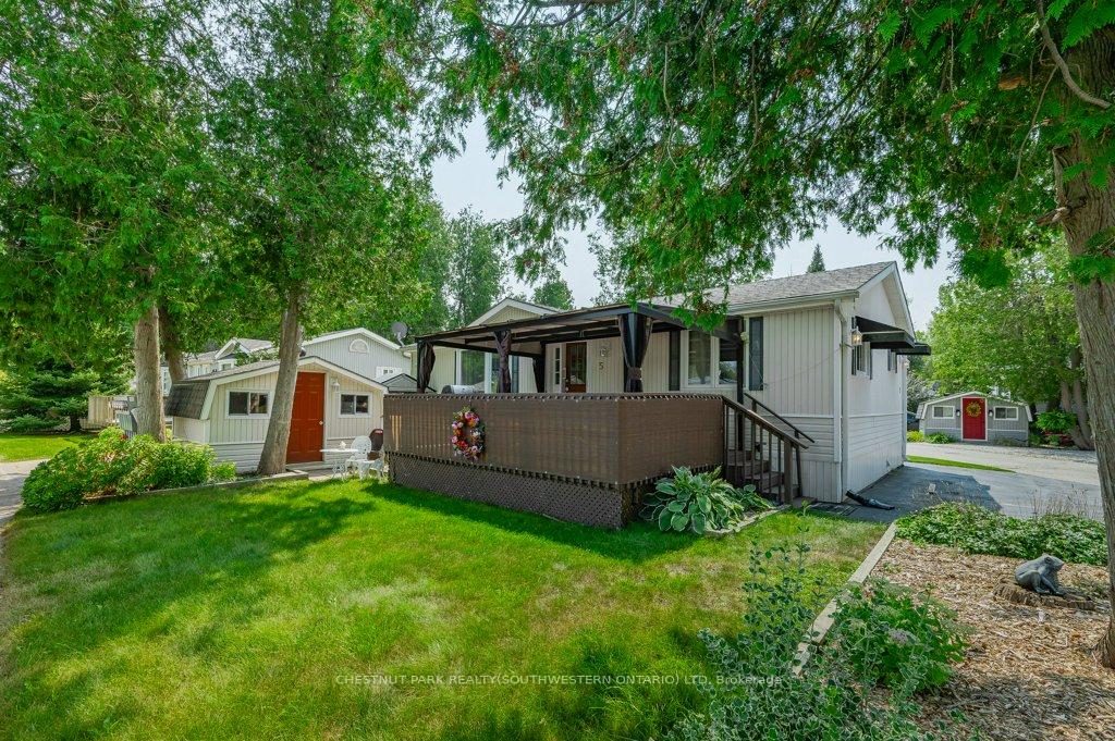 Photo 2 of 5 Pine Road, Puslinch, Rural Puslinch East — HOMEH