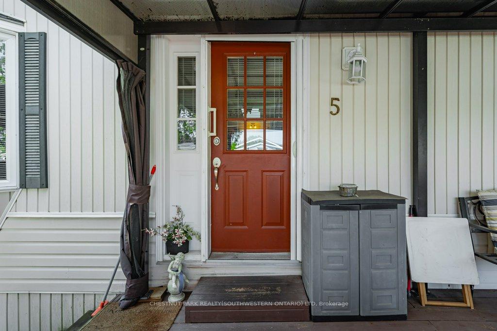 Photo 6 of 5 Pine Road, Puslinch, Rural Puslinch East — HOMEH