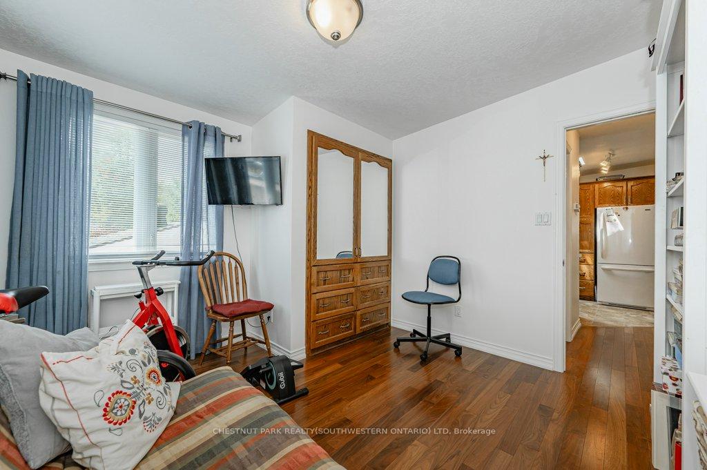 Photo 21 of 5 Pine Road, Puslinch, Rural Puslinch East — HOMEH