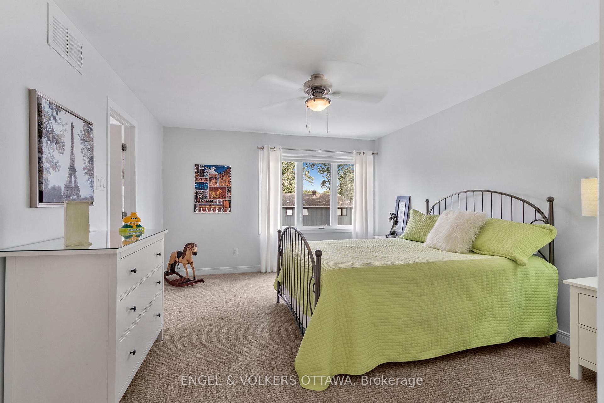 Photo 22 of 110 Encore Private, Ottawa, City View/Skyline/Fisher Heights/Parkwood Hills — HOMEH