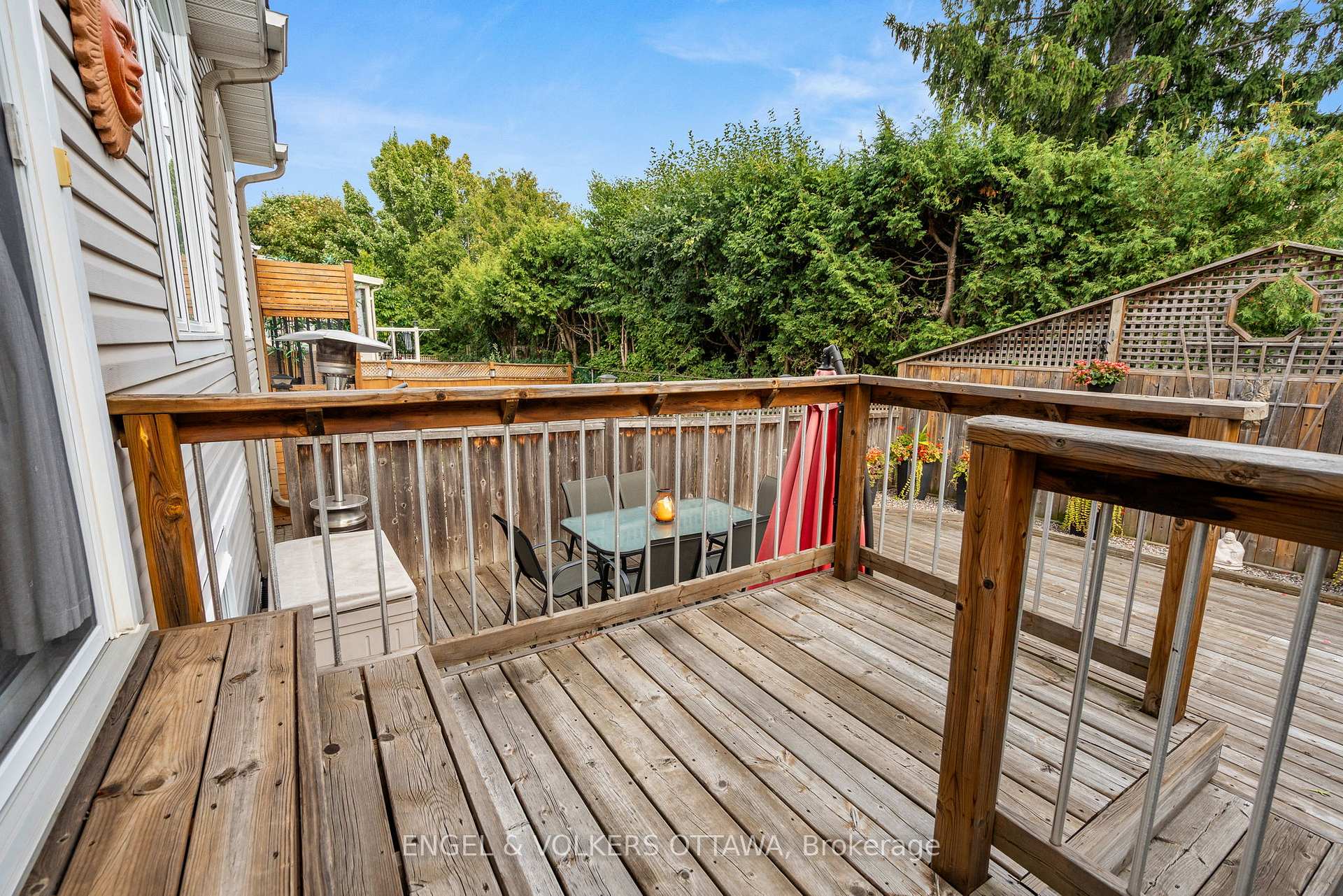 Photo 33 of 110 Encore Private, Ottawa, City View/Skyline/Fisher Heights/Parkwood Hills — HOMEH