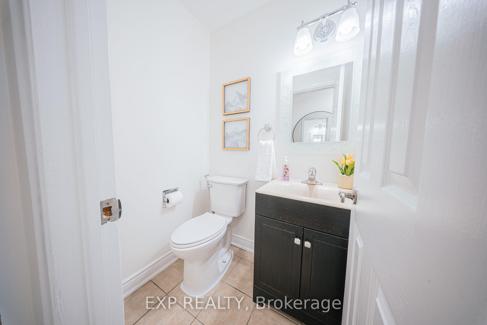 Photo 4 of Unit 42, 9 Michael Boulevard, Whitby, Lynde Creek — HOMEH