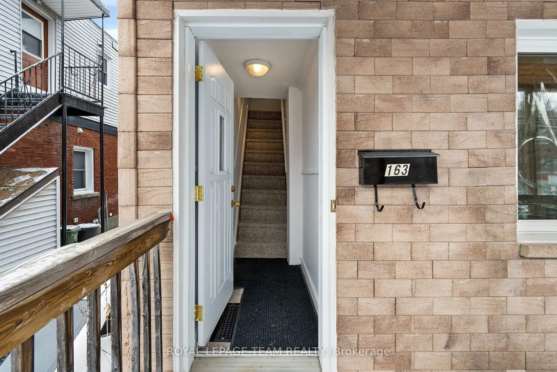 Photo 2 of 163 Genest Street, Ottawa, Vanier — HOMEH
