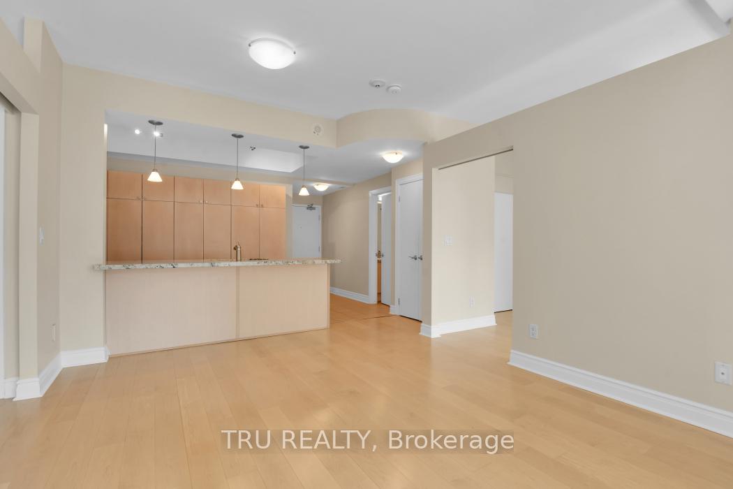 Photo 13 of Unit 805, 85 Bronson Avenue, Ottawa, Ottawa Centre — HOMEH
