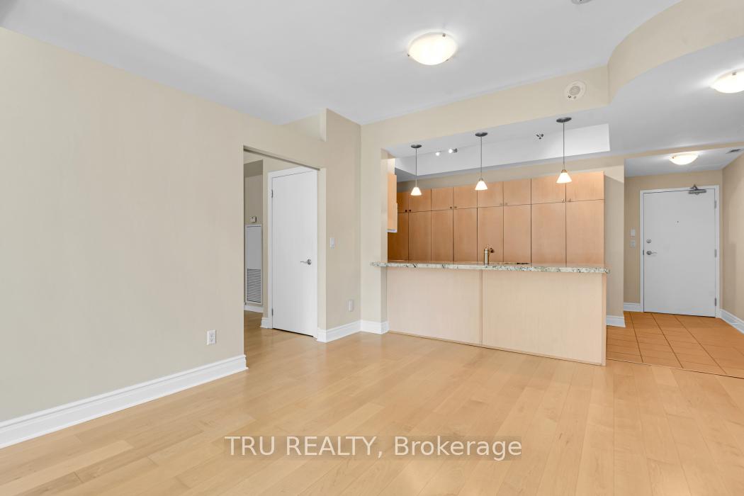 Photo 14 of Unit 805, 85 Bronson Avenue, Ottawa, Ottawa Centre — HOMEH