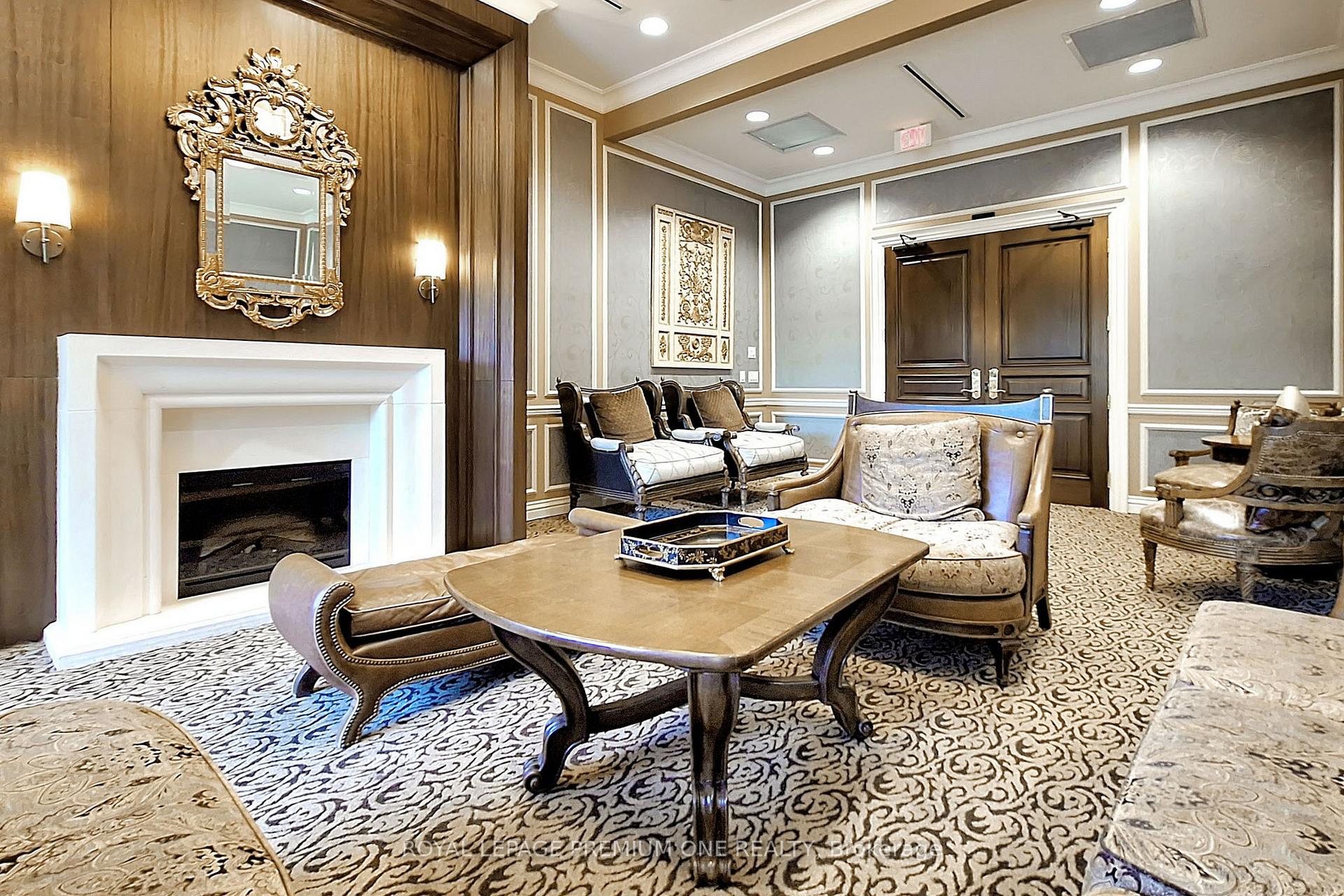 Photo 9 of Unit 606, 9235 Jane Street, Vaughan, Maple — HOMEH