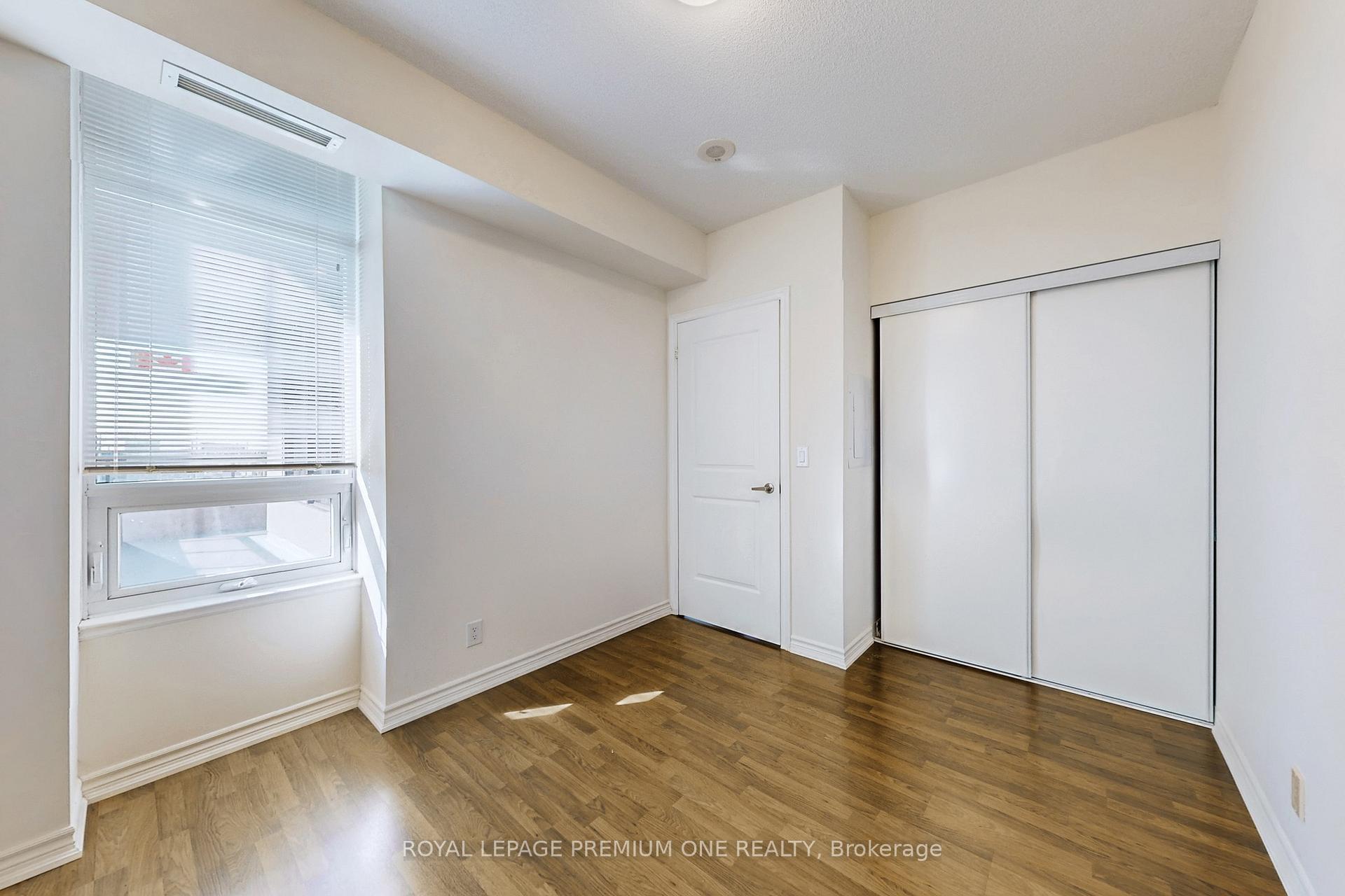 Photo 26 of Unit 606, 9235 Jane Street, Vaughan, Maple — HOMEH