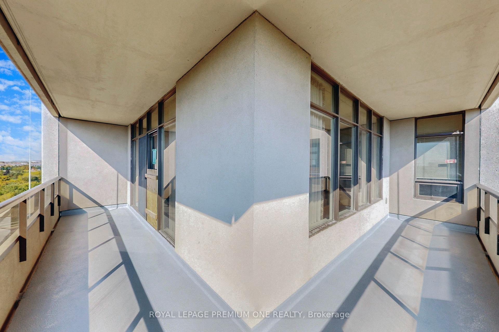 Photo 30 of Unit 606, 9235 Jane Street, Vaughan, Maple — HOMEH