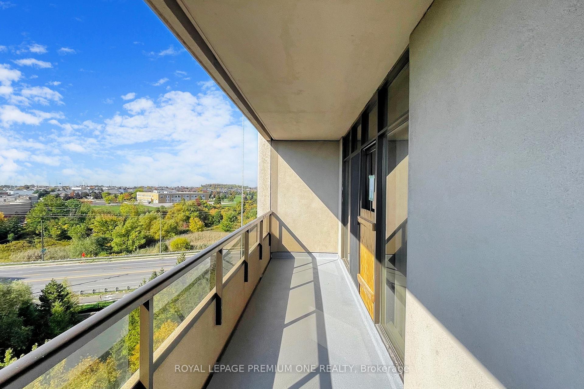 Photo 33 of Unit 606, 9235 Jane Street, Vaughan, Maple — HOMEH