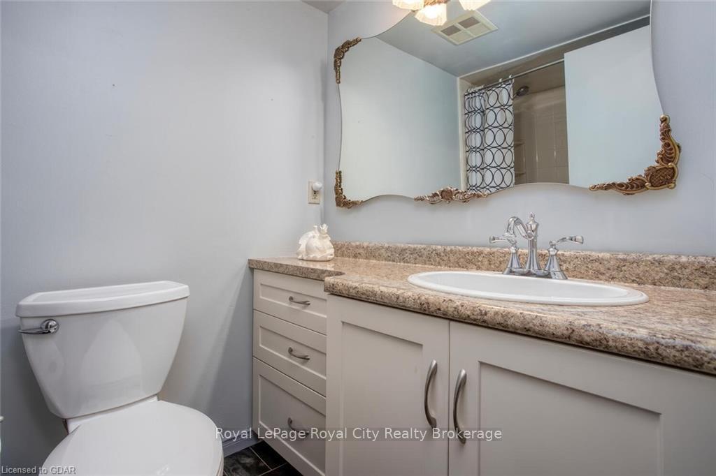 Photo 10 of Unit 708, 358 Waterloo Avenue, Guelph, Junction/Onward Willow — HOMEH
