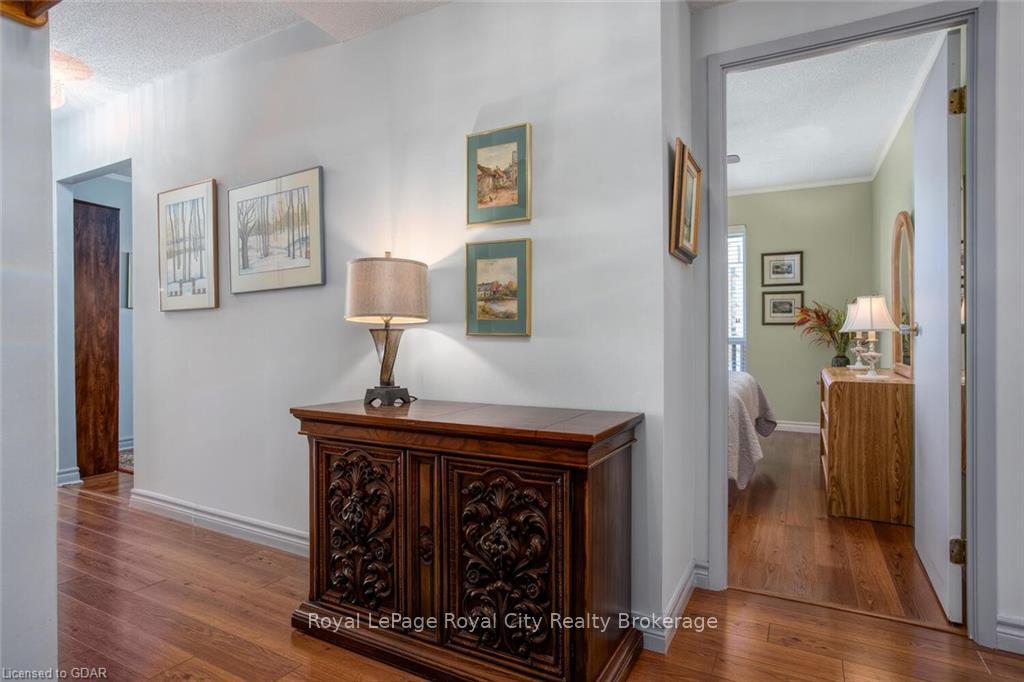 Photo 14 of Unit 708, 358 Waterloo Avenue, Guelph, Junction/Onward Willow — HOMEH