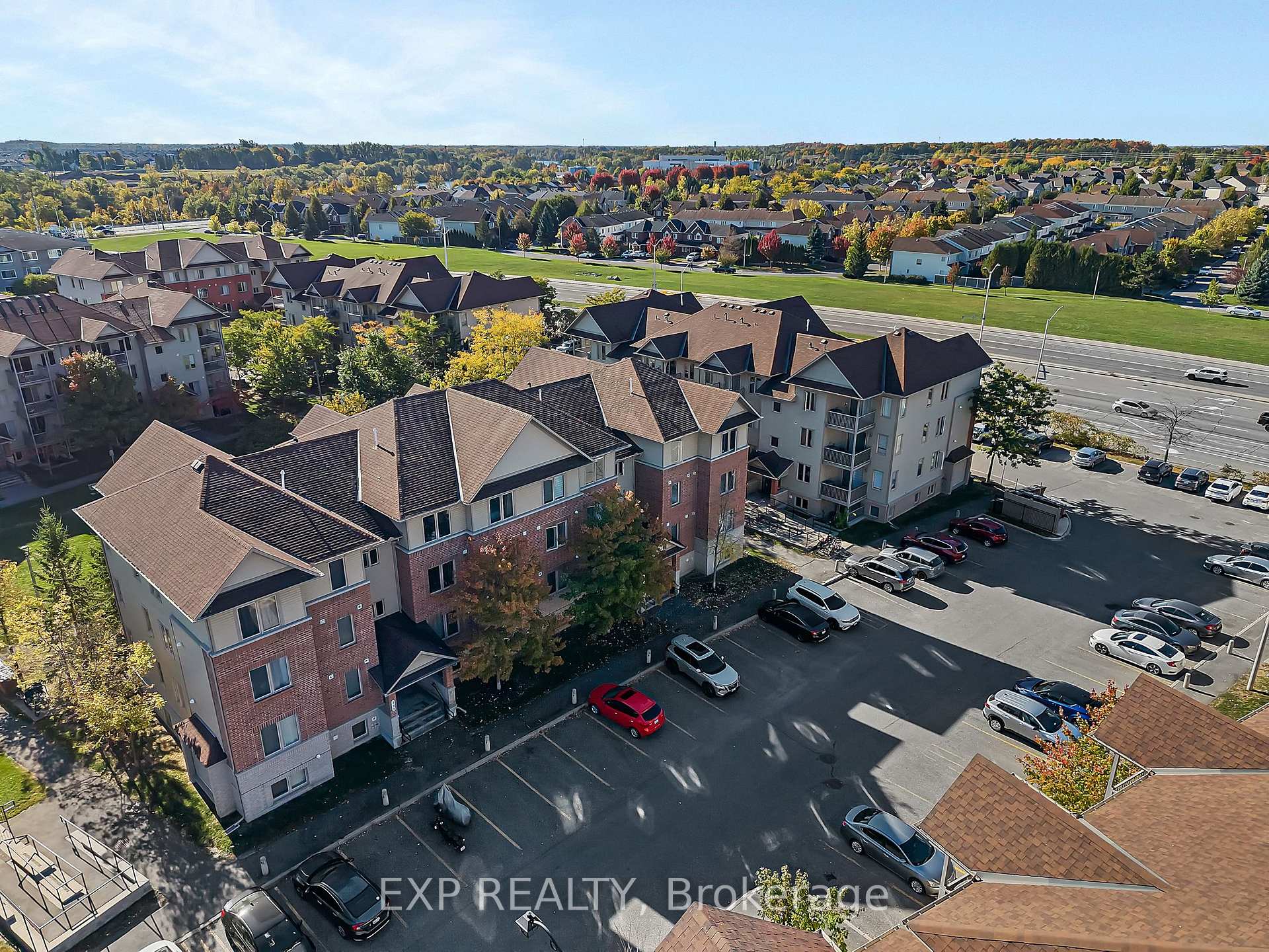 Photo 39 of Unit 6, 585 Stonefield Private, Ottawa, Barrhaven East — HOMEH