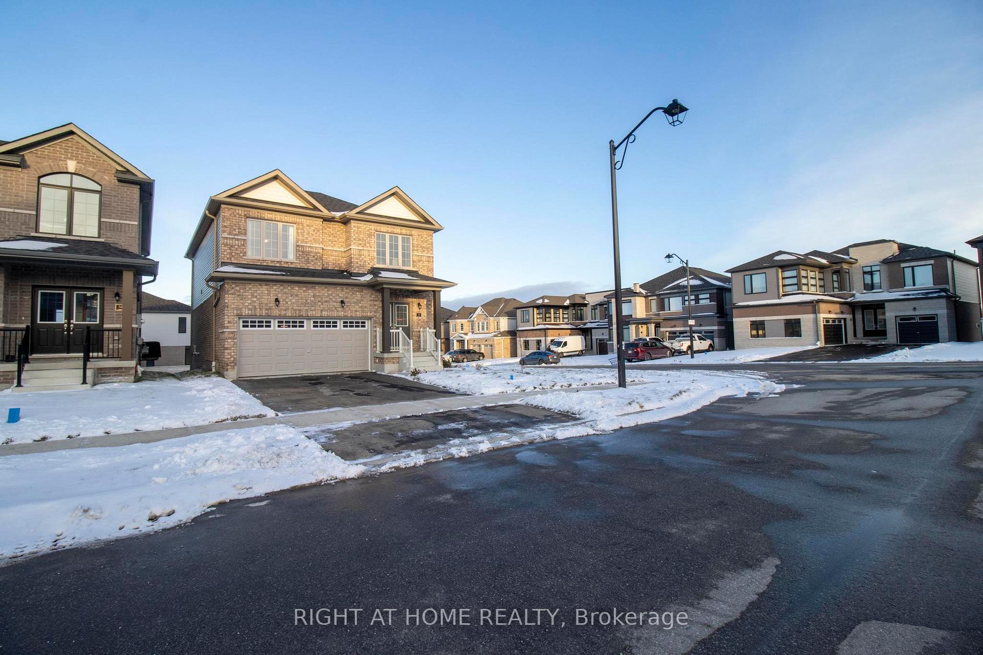 Photo 6 of 36 Ford Street, Brant, Paris — HOMEH