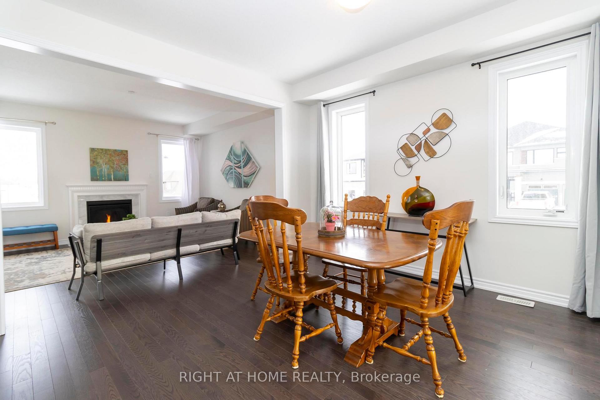 Photo 17 of 36 Ford Street, Brant, Paris — HOMEH