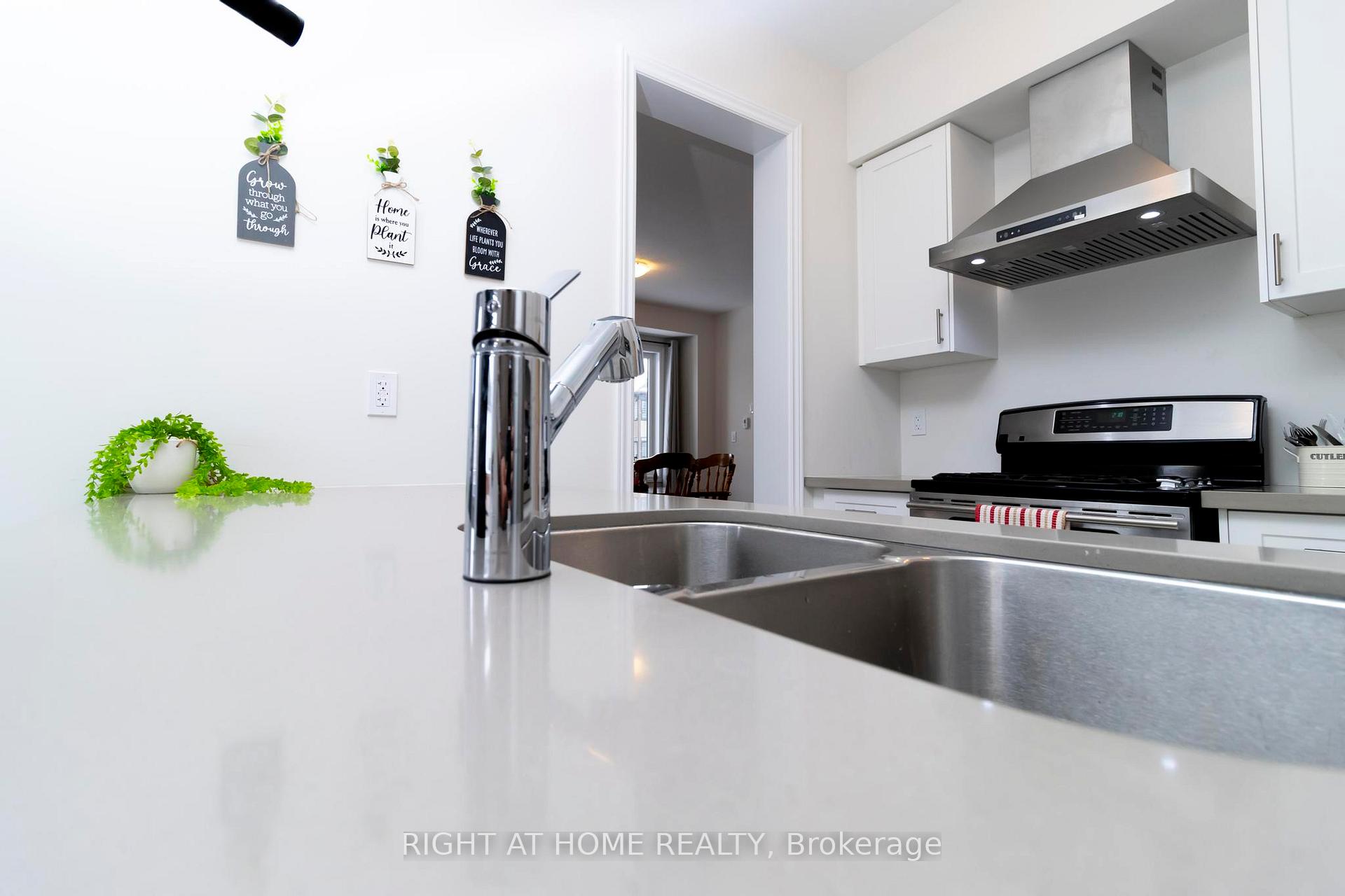 Photo 22 of 36 Ford Street, Brant, Paris — HOMEH