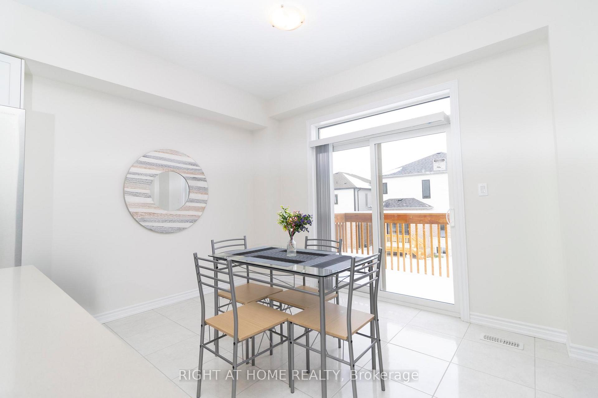 Photo 21 of 36 Ford Street, Brant, Paris — HOMEH