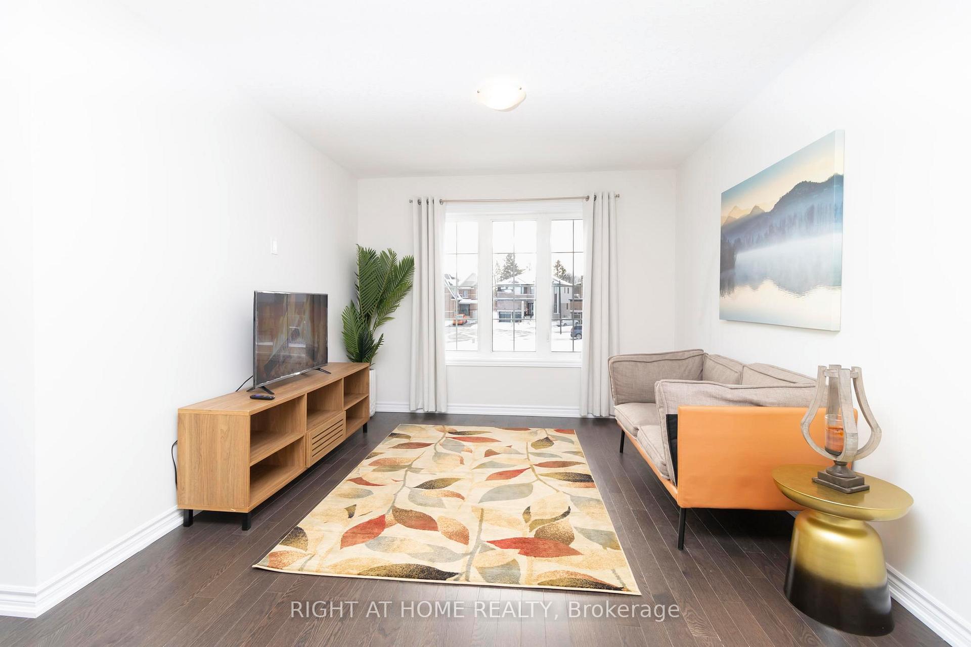 Photo 26 of 36 Ford Street, Brant, Paris — HOMEH
