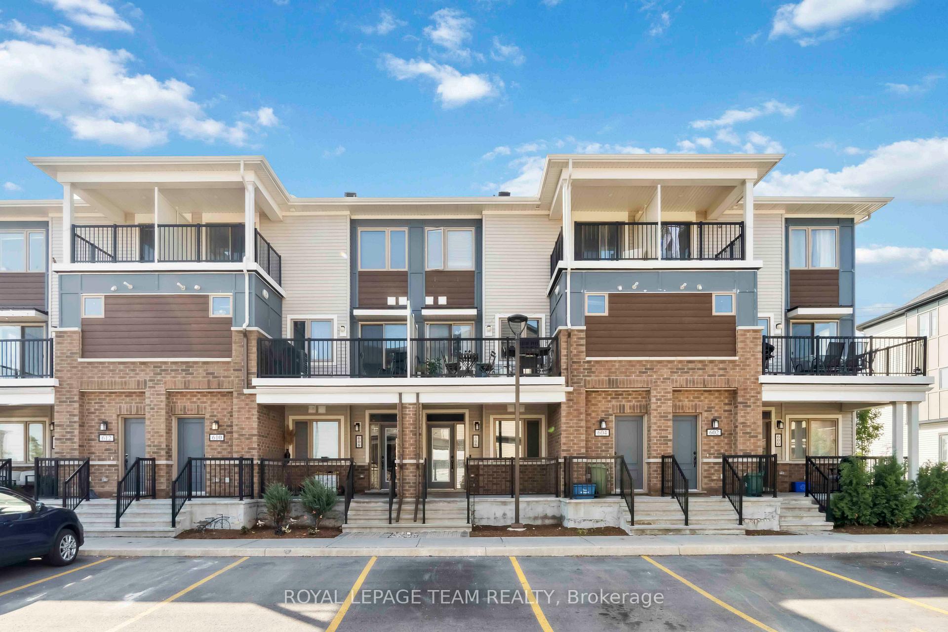 Photo 1 of 606 Lapland Private, Ottawa, Kanata - Emerald Meadows/Trailwest — HOMEH