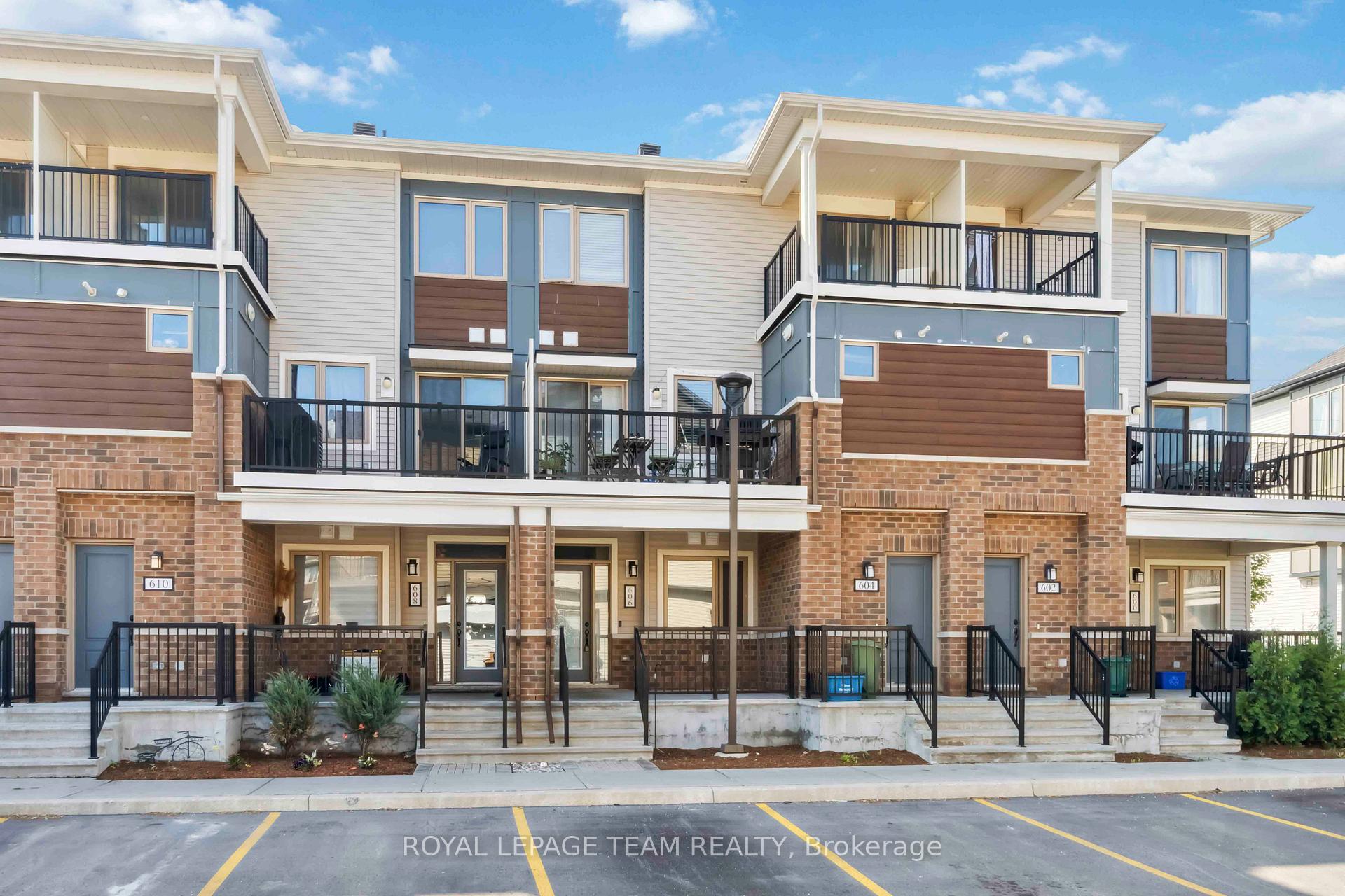 Photo 2 of 606 Lapland Private, Ottawa, Kanata - Emerald Meadows/Trailwest — HOMEH