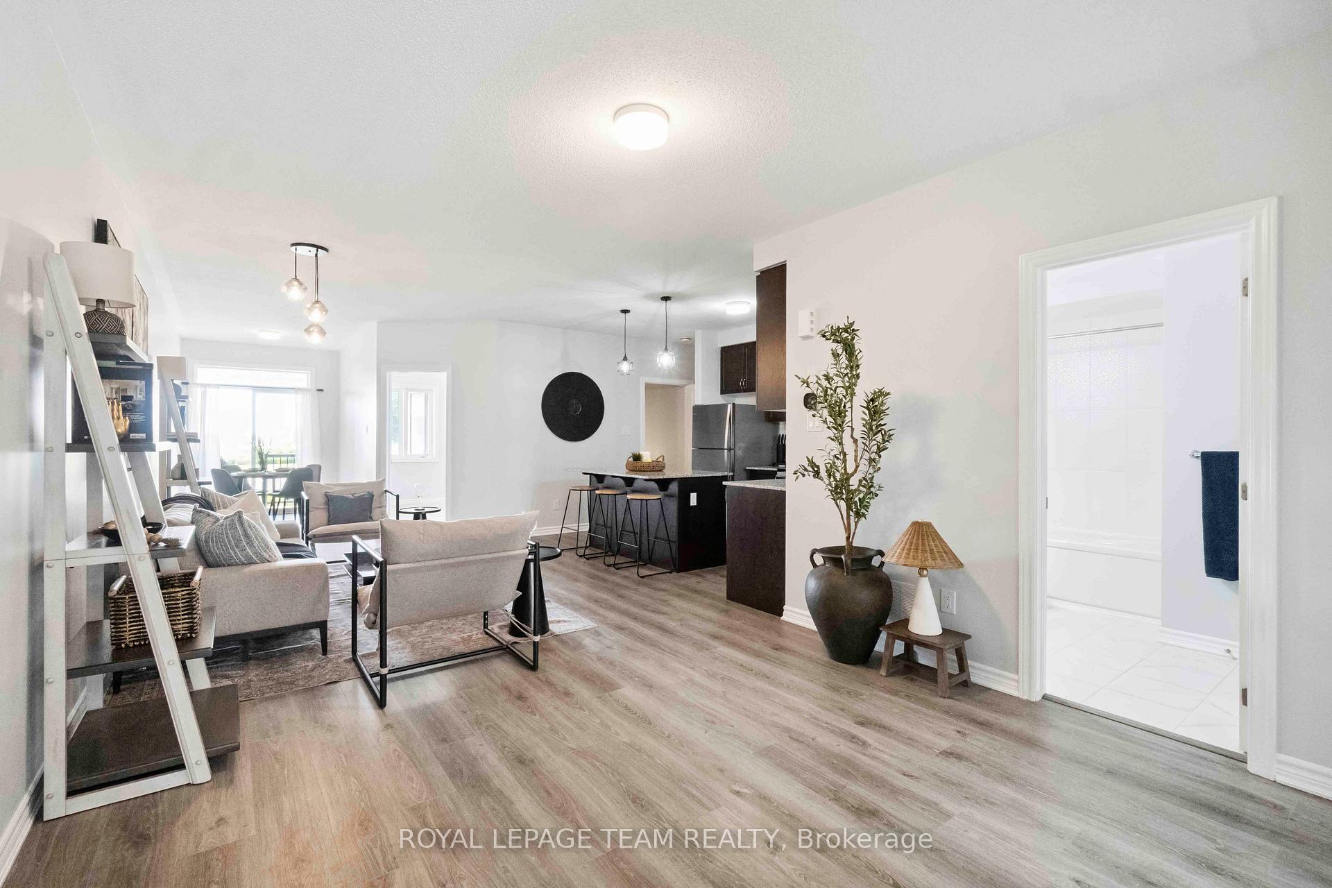 Photo 8 of 606 Lapland Private, Ottawa, Kanata - Emerald Meadows/Trailwest — HOMEH