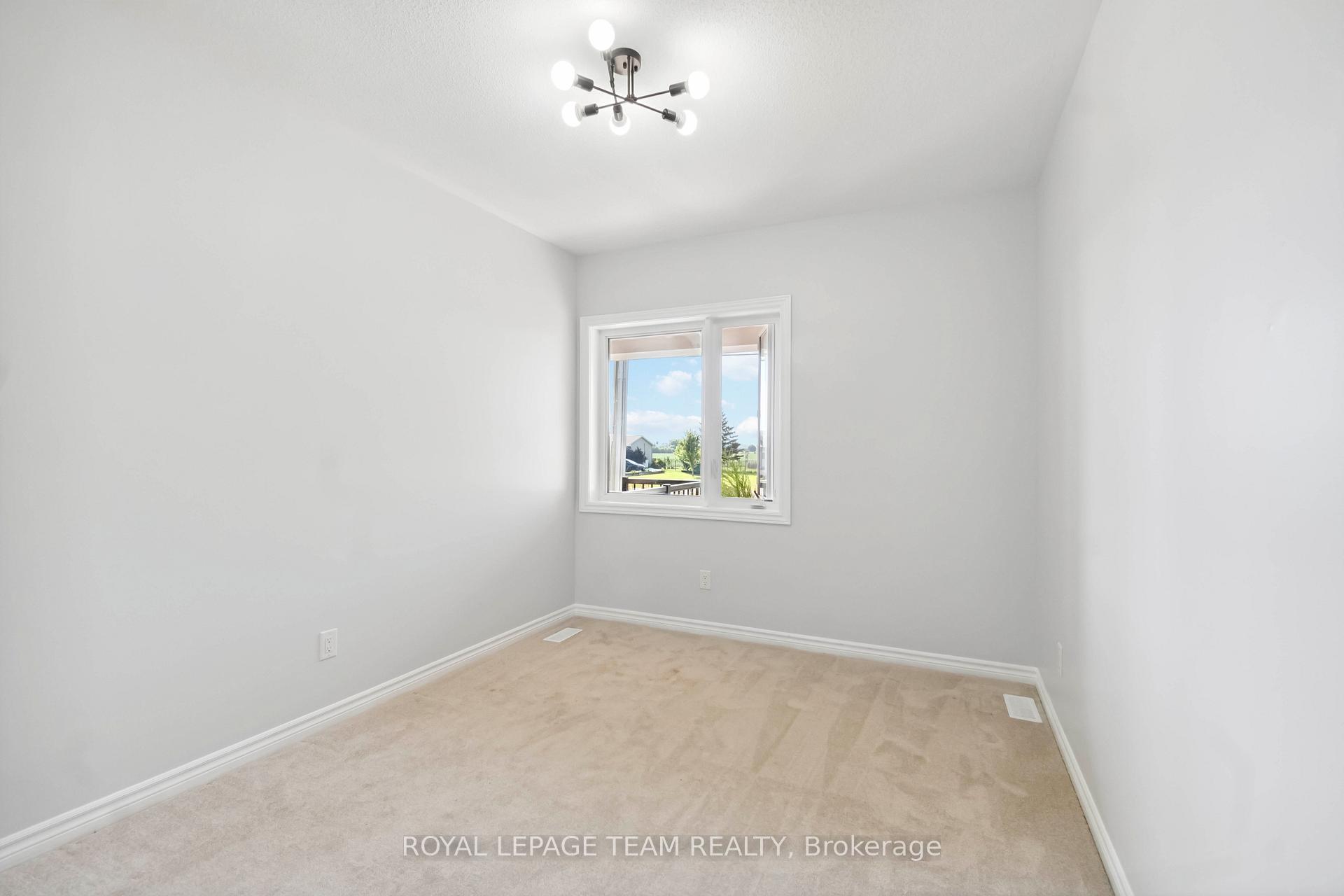 Photo 26 of 606 Lapland Private, Ottawa, Kanata - Emerald Meadows/Trailwest — HOMEH