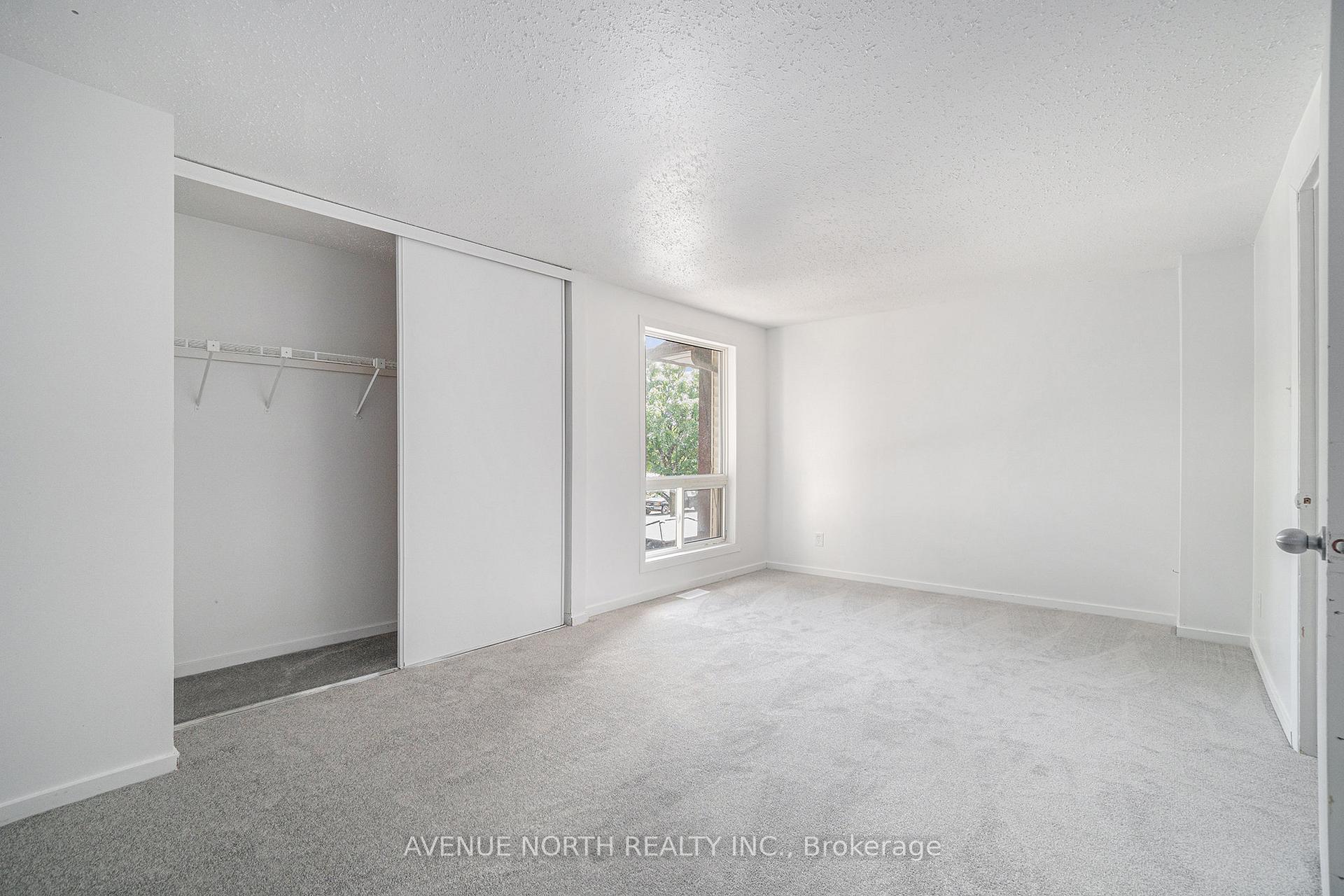 Photo 14 of 1747 Dondale St Street, Ottawa, Pineview — HOMEH