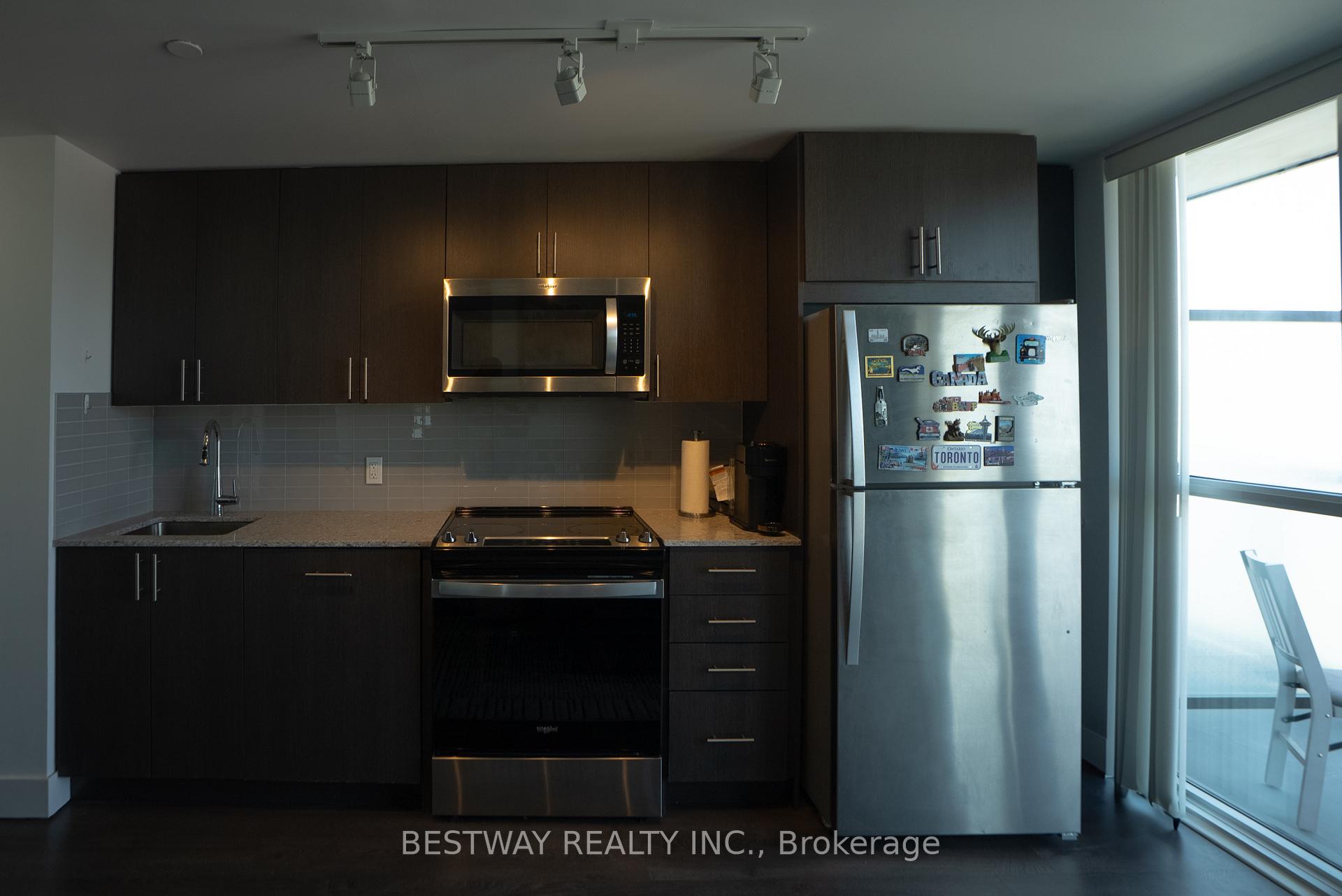 Photo 5 of Unit 607, 2550 Simcoe Street N, Oshawa, Windfields — HOMEH