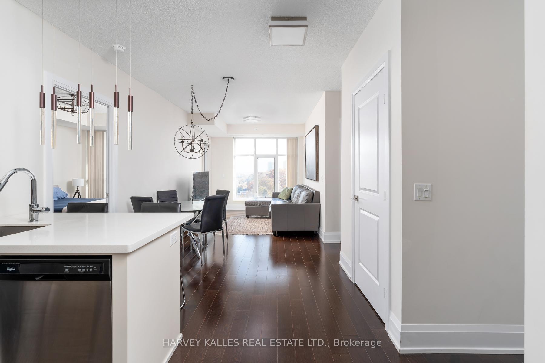 Photo 3 of Unit 1016, 1 Old Mill Drive, Toronto, High Park-Swansea — HOMEH