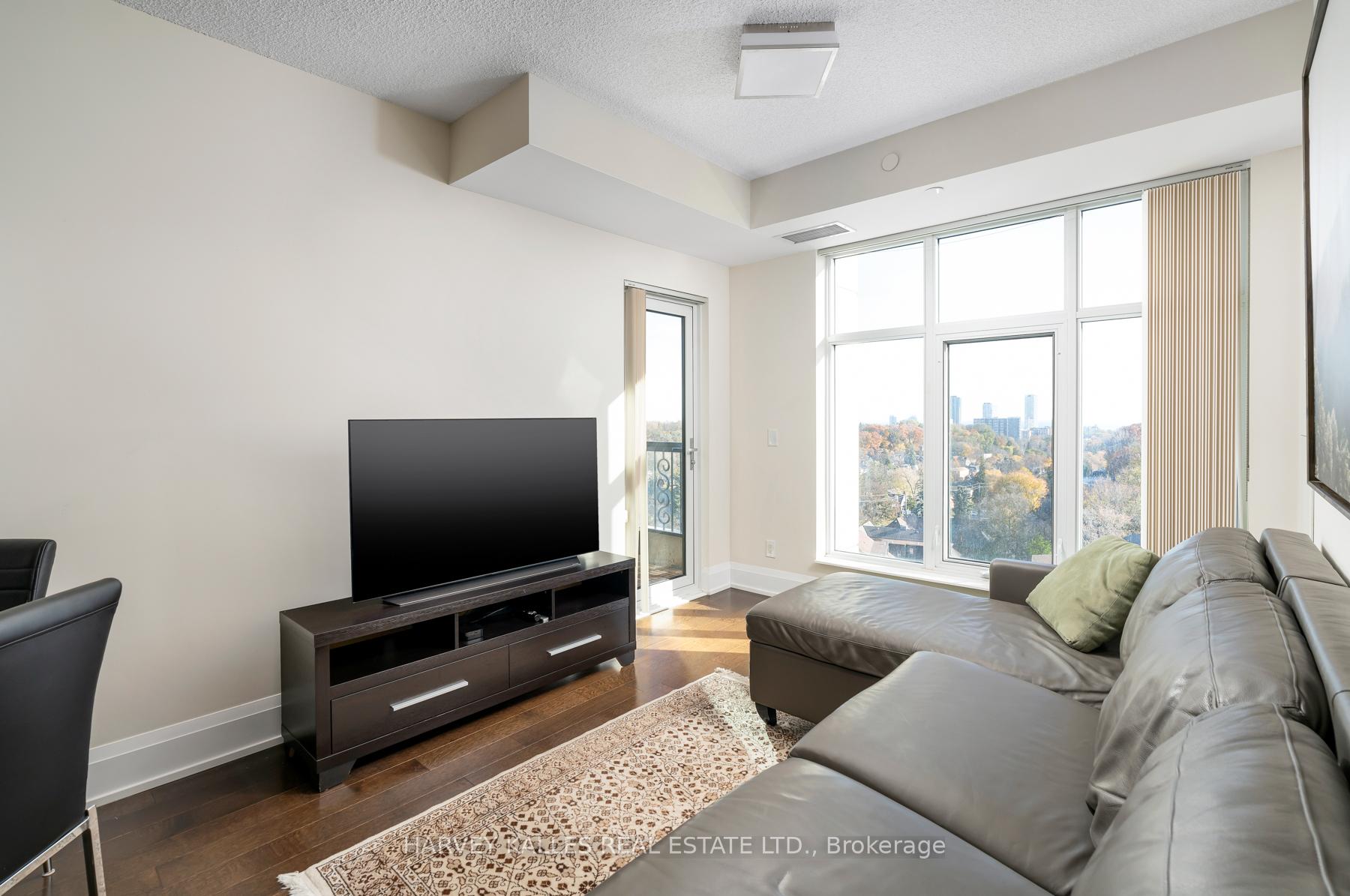 Photo 9 of Unit 1016, 1 Old Mill Drive, Toronto, High Park-Swansea — HOMEH