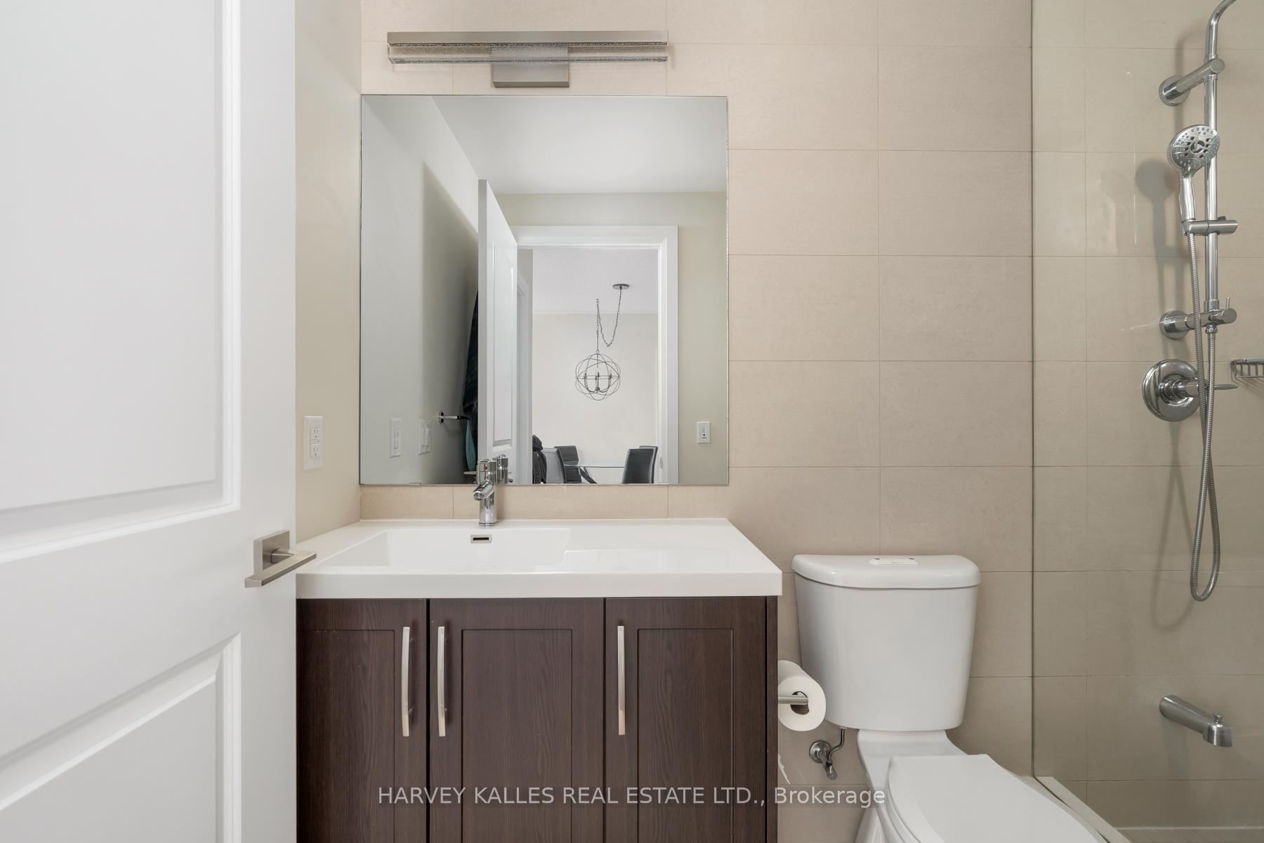 Photo 13 of Unit 1016, 1 Old Mill Drive, Toronto, High Park-Swansea — HOMEH
