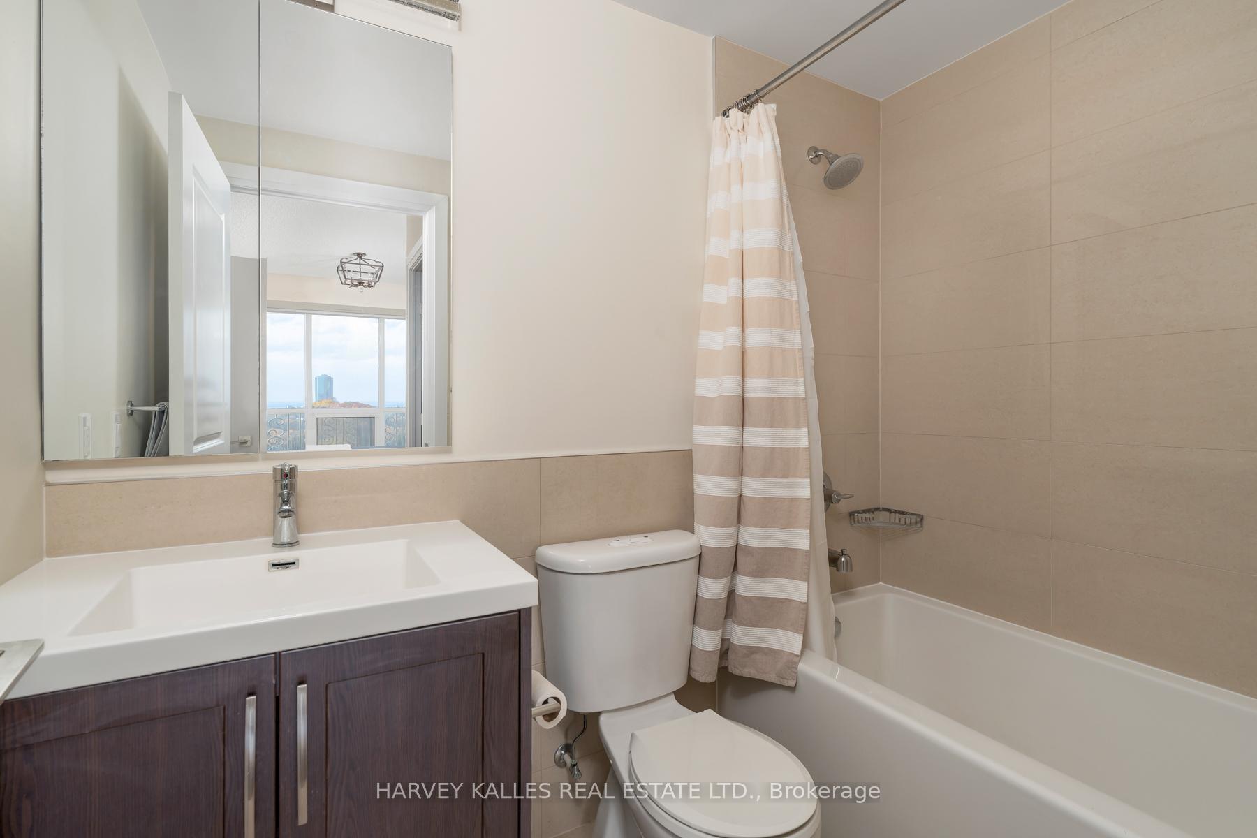 Photo 17 of Unit 1016, 1 Old Mill Drive, Toronto, High Park-Swansea — HOMEH