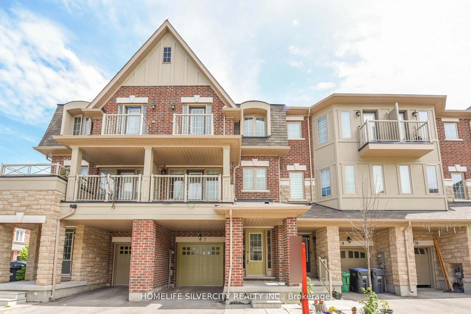Photo 1 of 7 Miami Grove, Brampton, Heart Lake East — HOMEH
