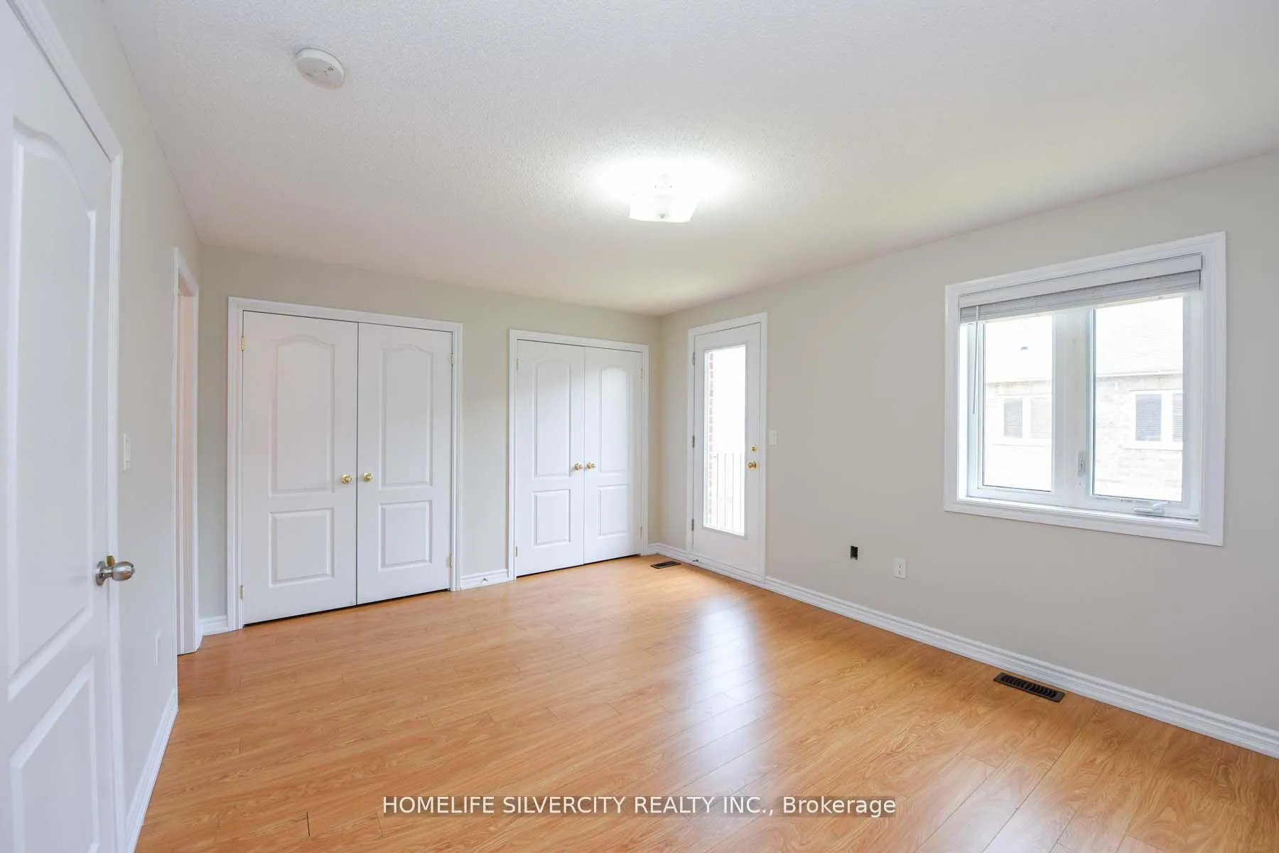Photo 11 of 7 Miami Grove, Brampton, Heart Lake East — HOMEH