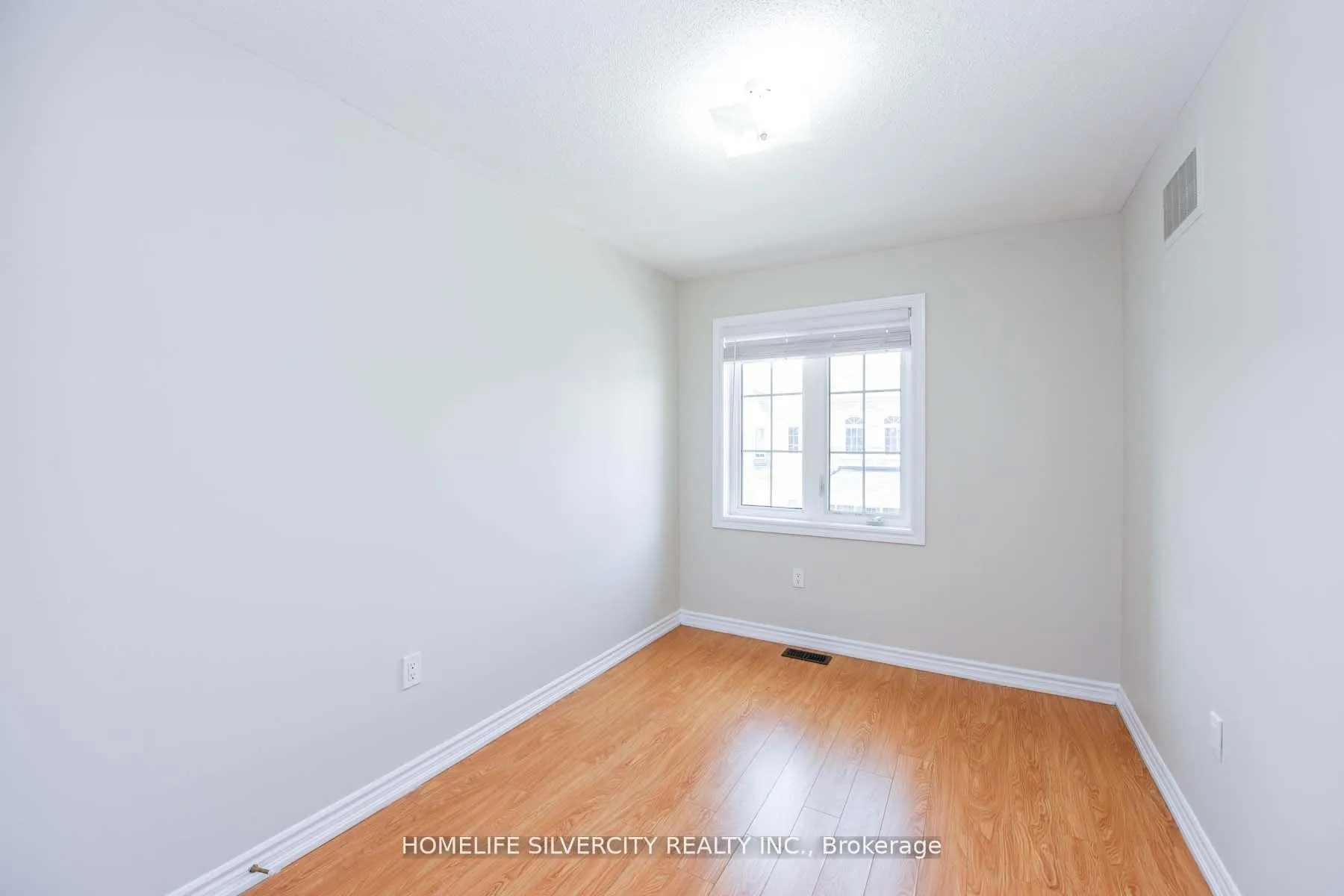 Photo 16 of 7 Miami Grove, Brampton, Heart Lake East — HOMEH