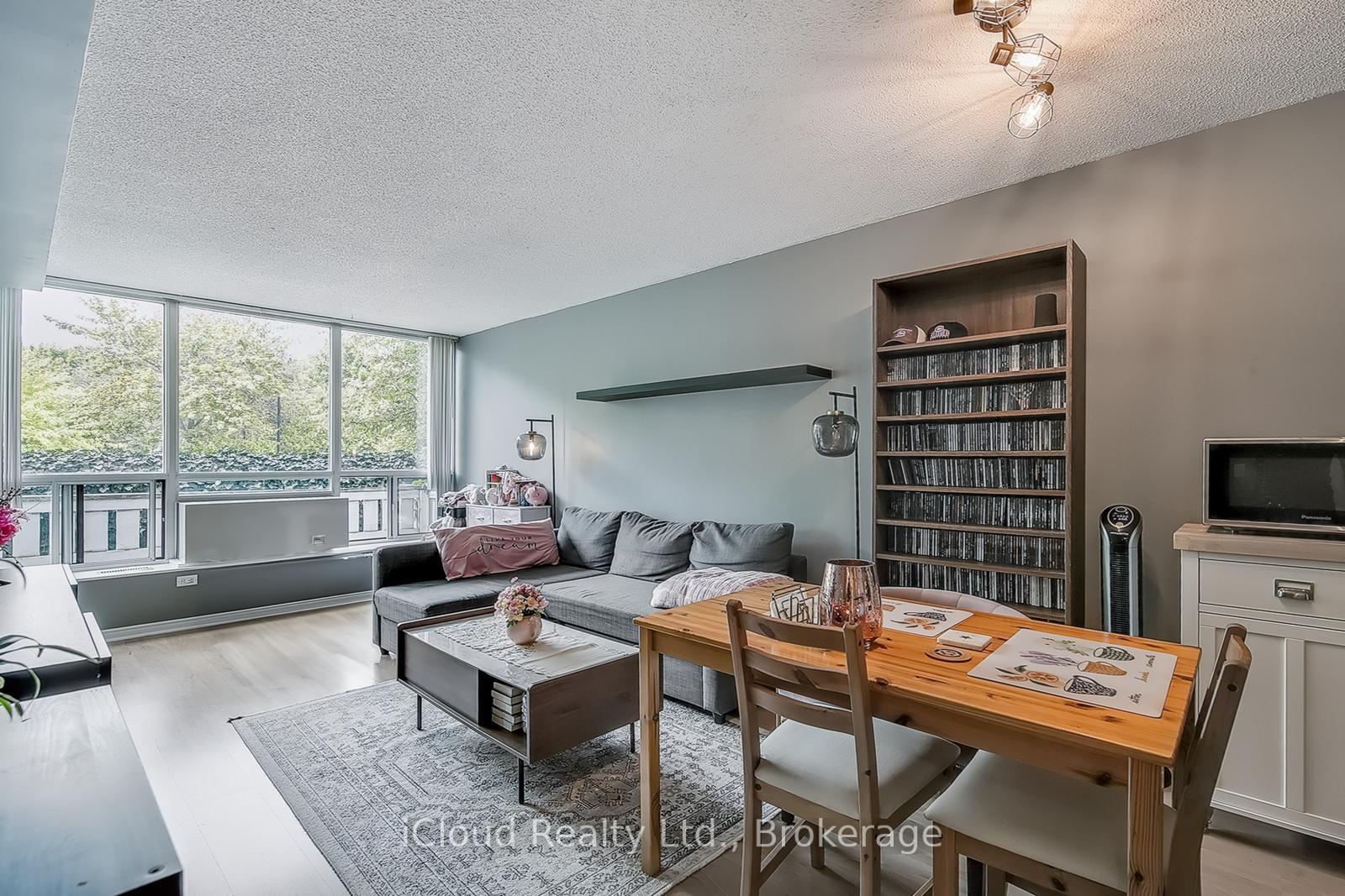 Photo 7 of Unit 112, 107 Bagot Street, Guelph, Junction/Onward Willow — HOMEH