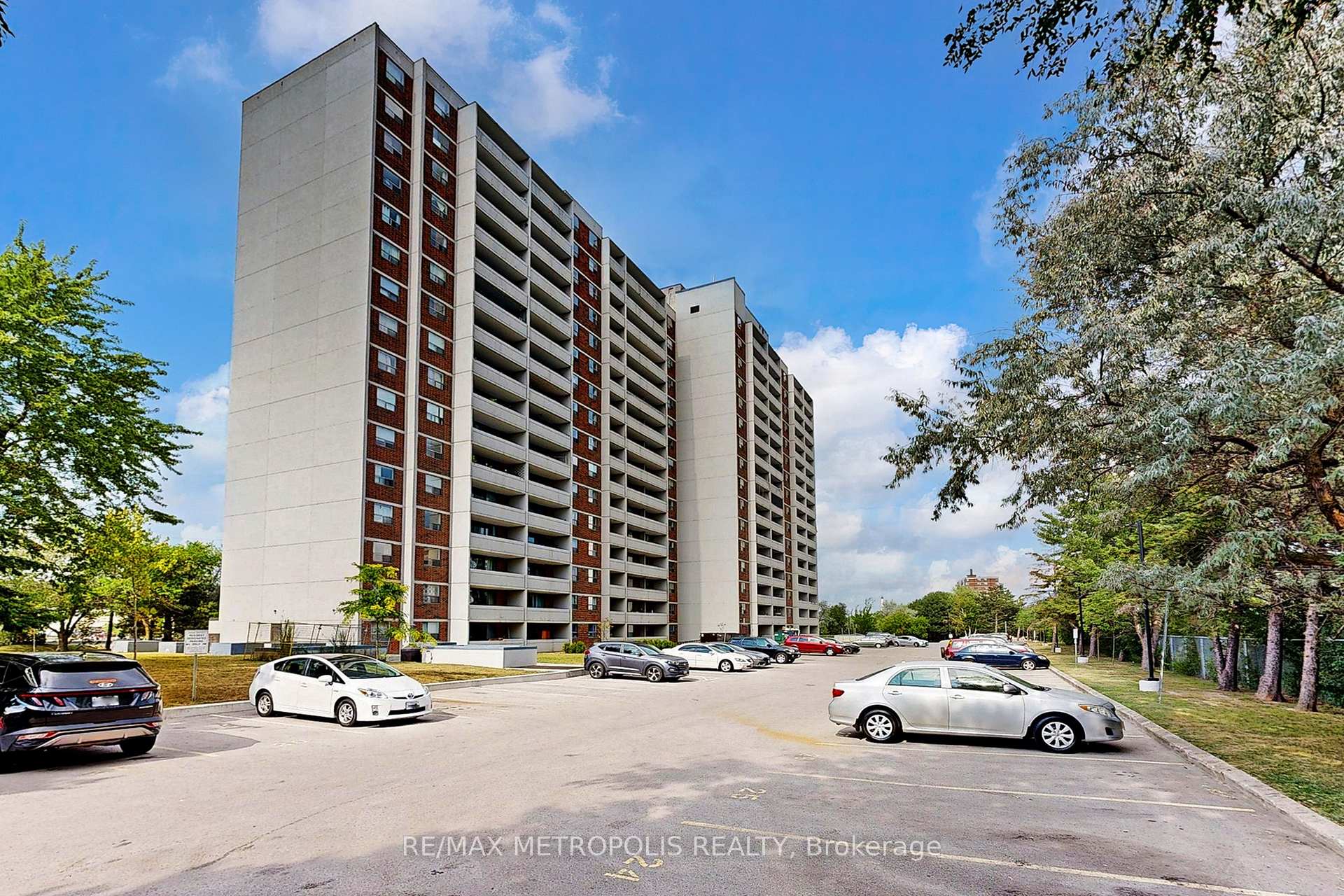 Photo 2 of Unit 602, 301 Prudential Drive, Scarborough, Dorset Park — HOMEH