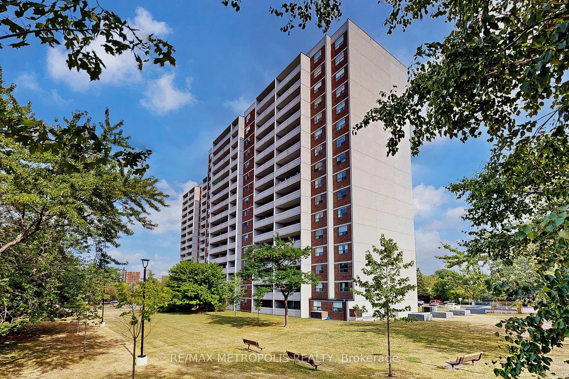 Photo 3 of Unit 602, 301 Prudential Drive, Scarborough, Dorset Park — HOMEH