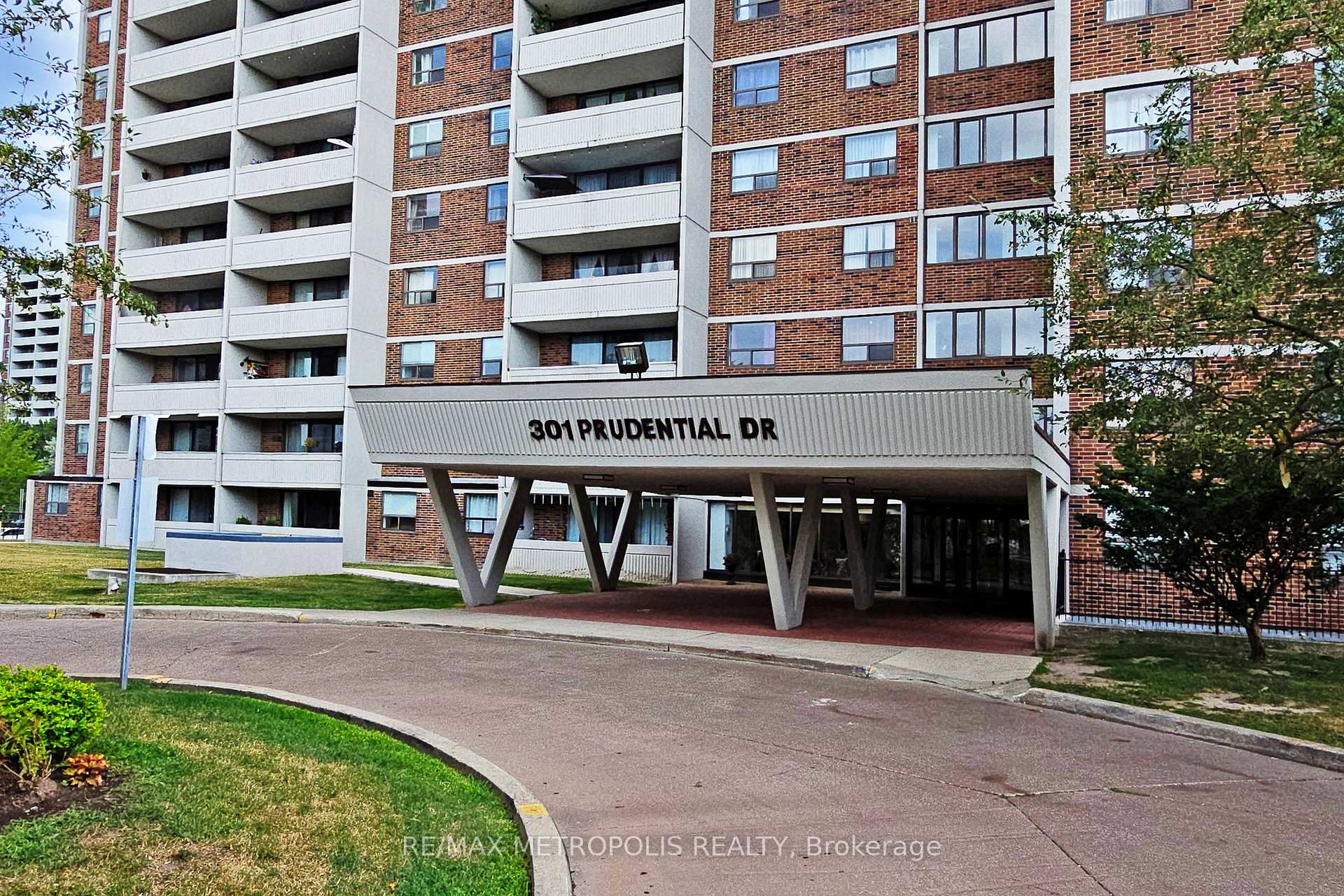 Photo 5 of Unit 602, 301 Prudential Drive, Scarborough, Dorset Park — HOMEH