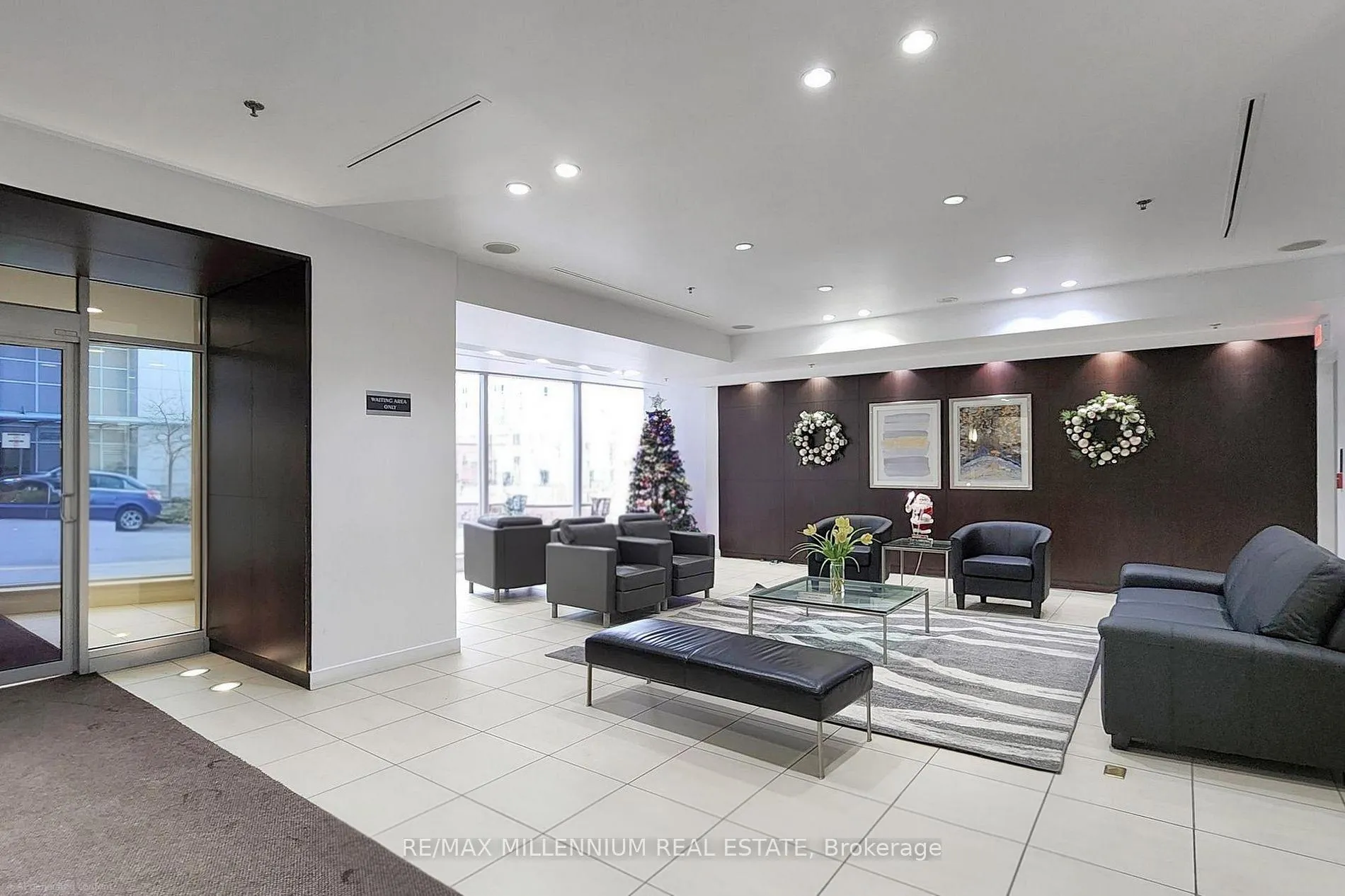 Photo 2 of Unit 3316, 36 Lee Centre Drive, Scarborough, Woburn — HOMEH