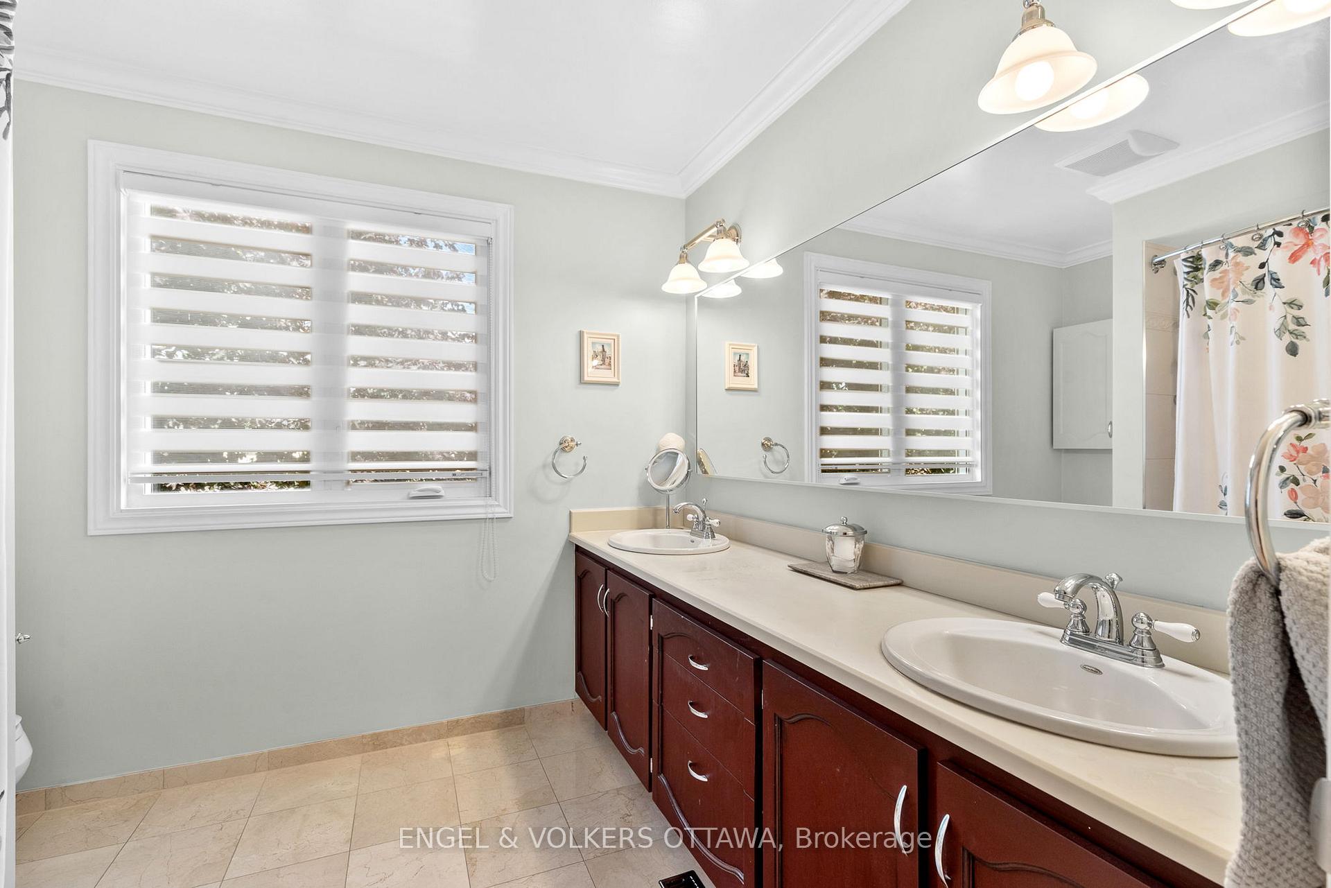 Photo 26 of 32 Merkel Drive, Ottawa, Barrhaven - Knollsbrook — HOMEH