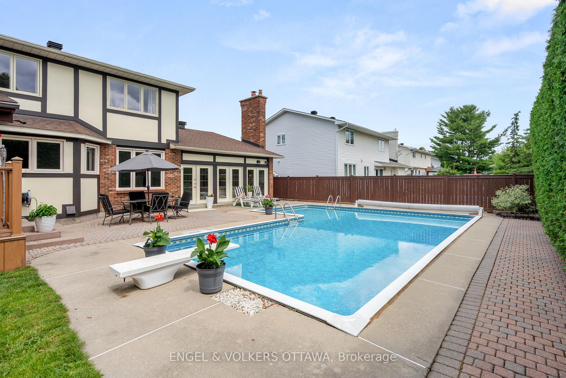 Photo 47 of 32 Merkel Drive, Ottawa, Barrhaven - Knollsbrook — HOMEH