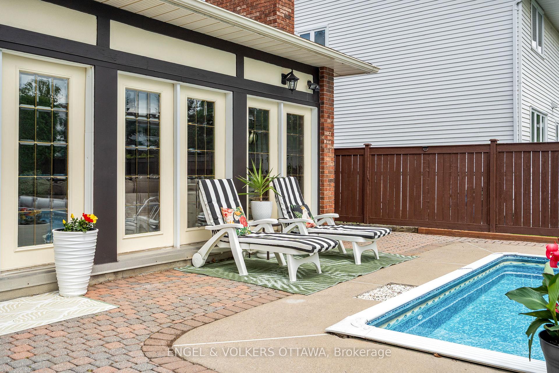Photo 46 of 32 Merkel Drive, Ottawa, Barrhaven - Knollsbrook — HOMEH