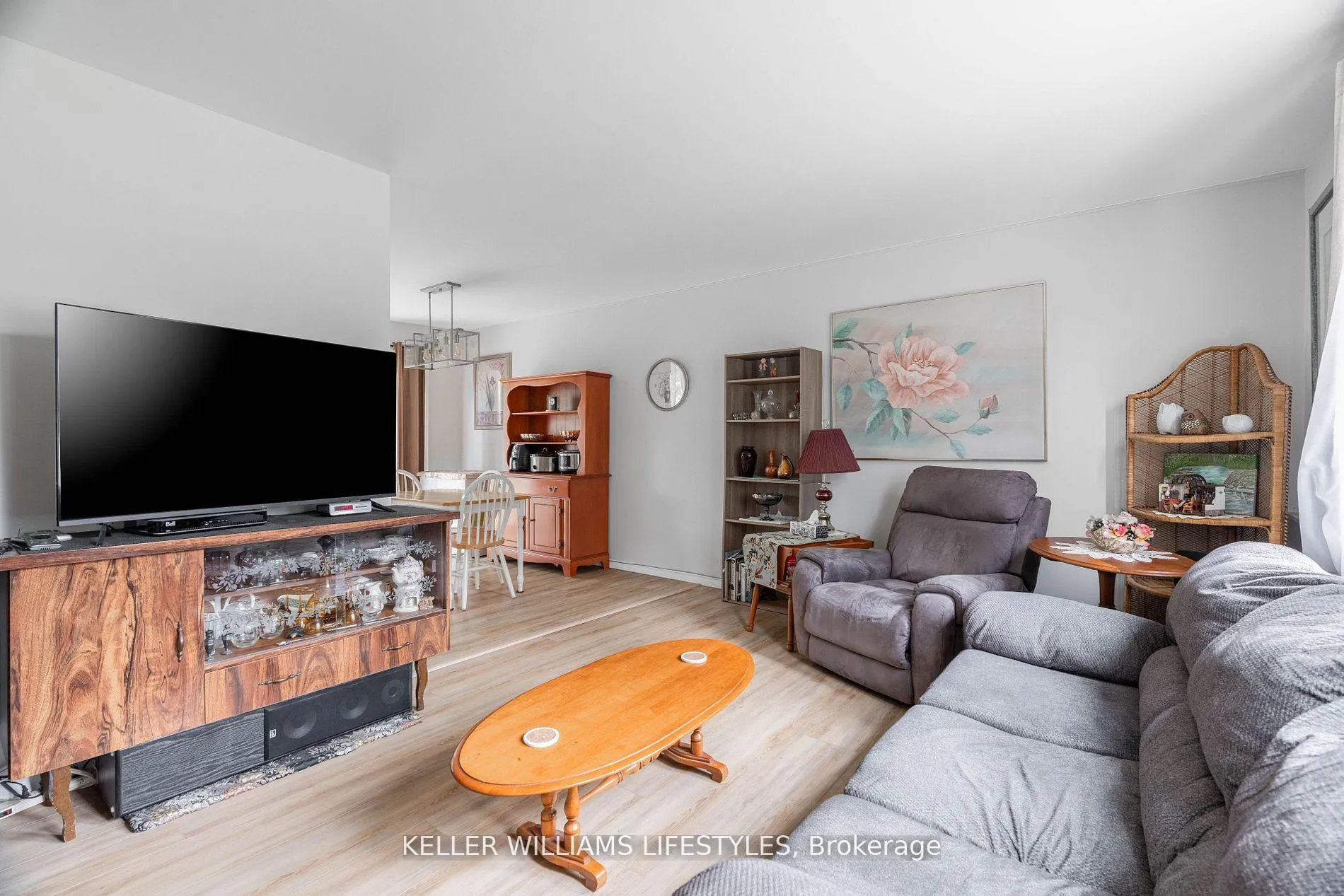 Photo 4 of Unit 2, 155 Water Street, Southwest Middlesex, Glencoe — HOMEH
