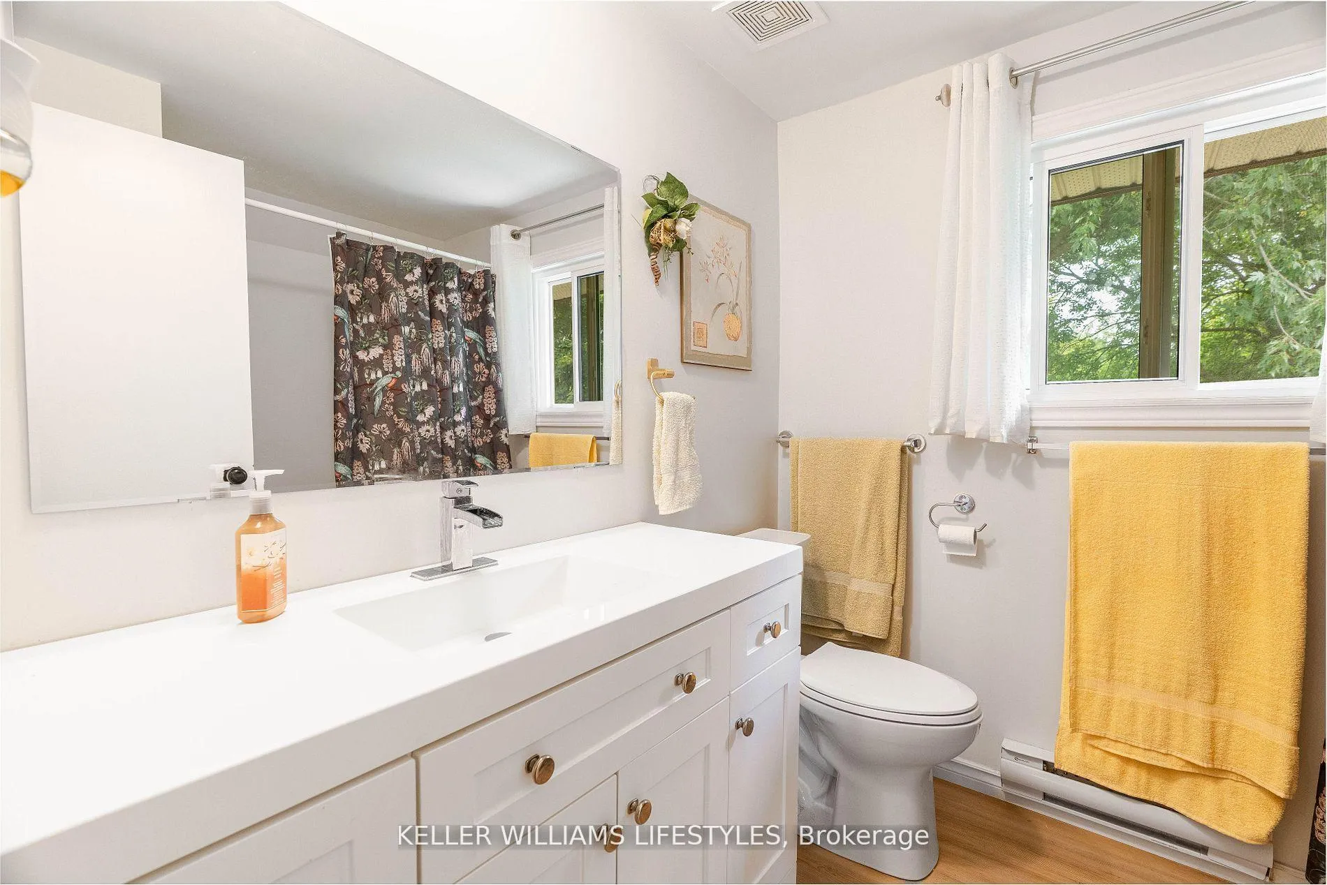 Photo 13 of Unit 2, 155 Water Street, Southwest Middlesex, Glencoe — HOMEH