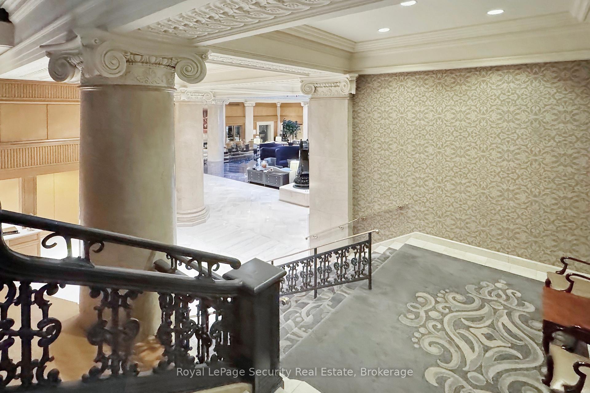 Photo 8 of Unit 323, 22 Leader Lane, Toronto, Church-Yonge Corridor — HOMEH