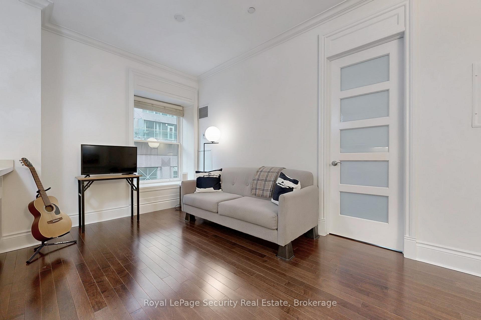 Photo 10 of Unit 323, 22 Leader Lane, Toronto, Church-Yonge Corridor — HOMEH