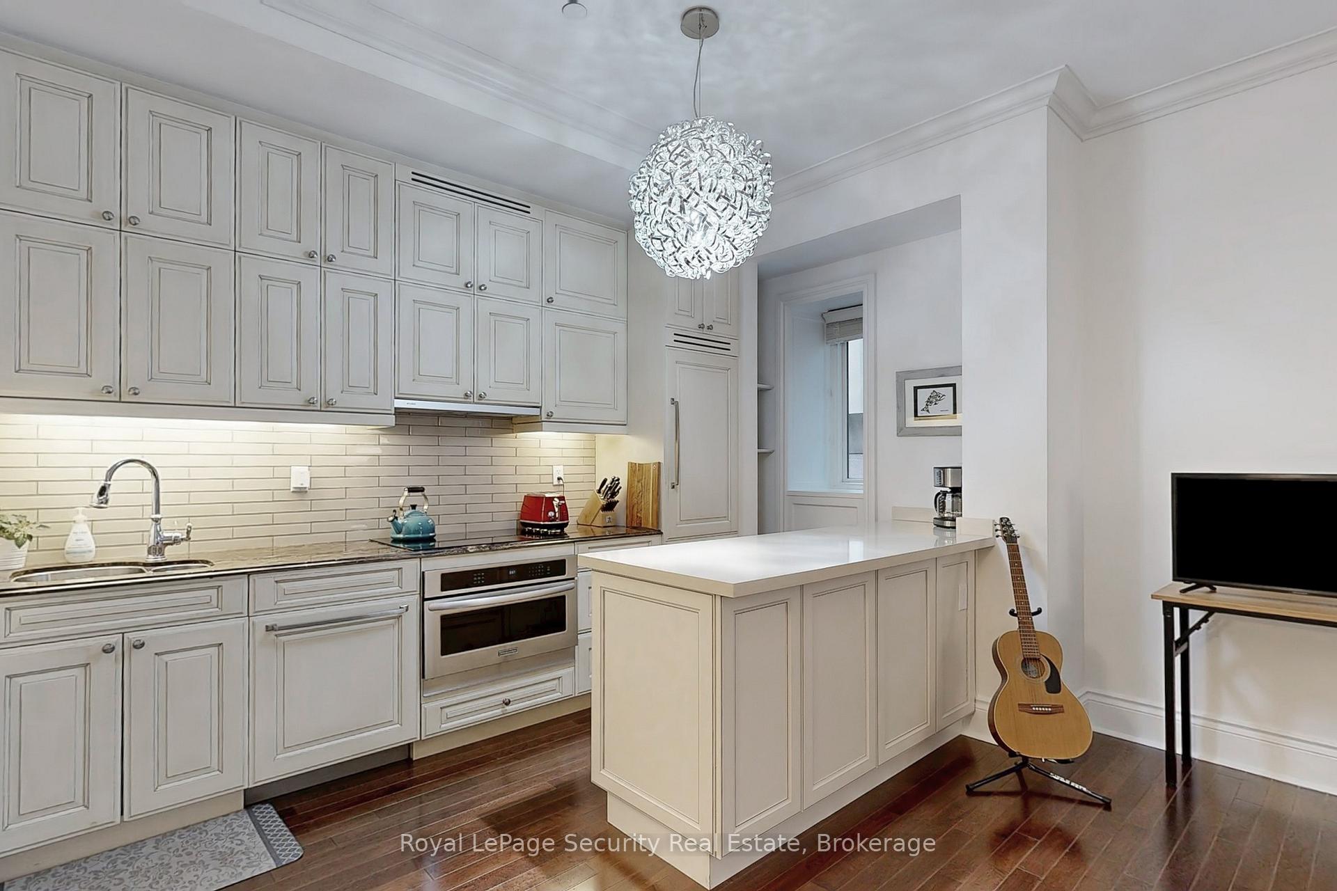 Photo 15 of Unit 323, 22 Leader Lane, Toronto, Church-Yonge Corridor — HOMEH