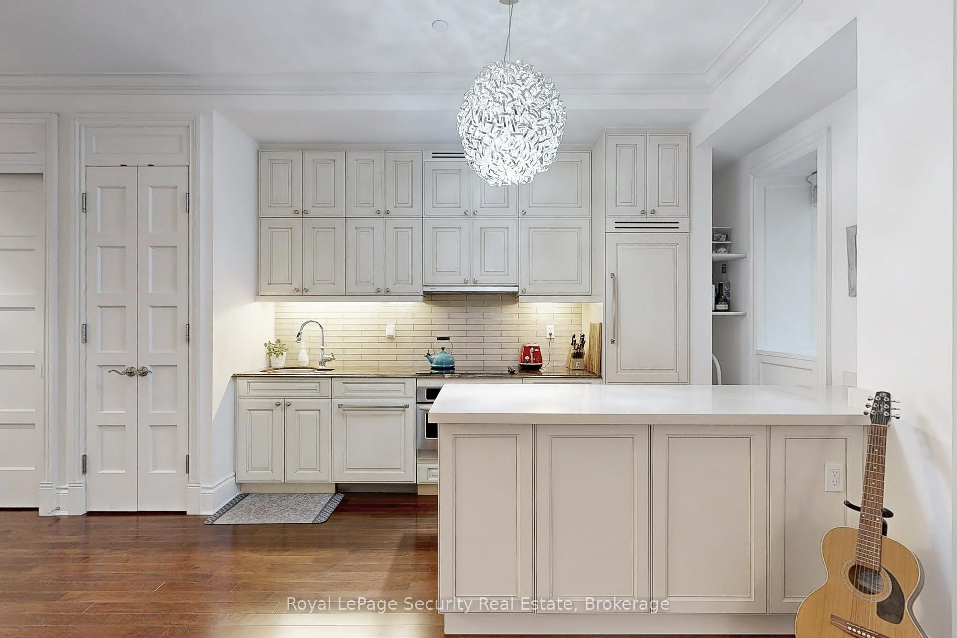 Photo 16 of Unit 323, 22 Leader Lane, Toronto, Church-Yonge Corridor — HOMEH