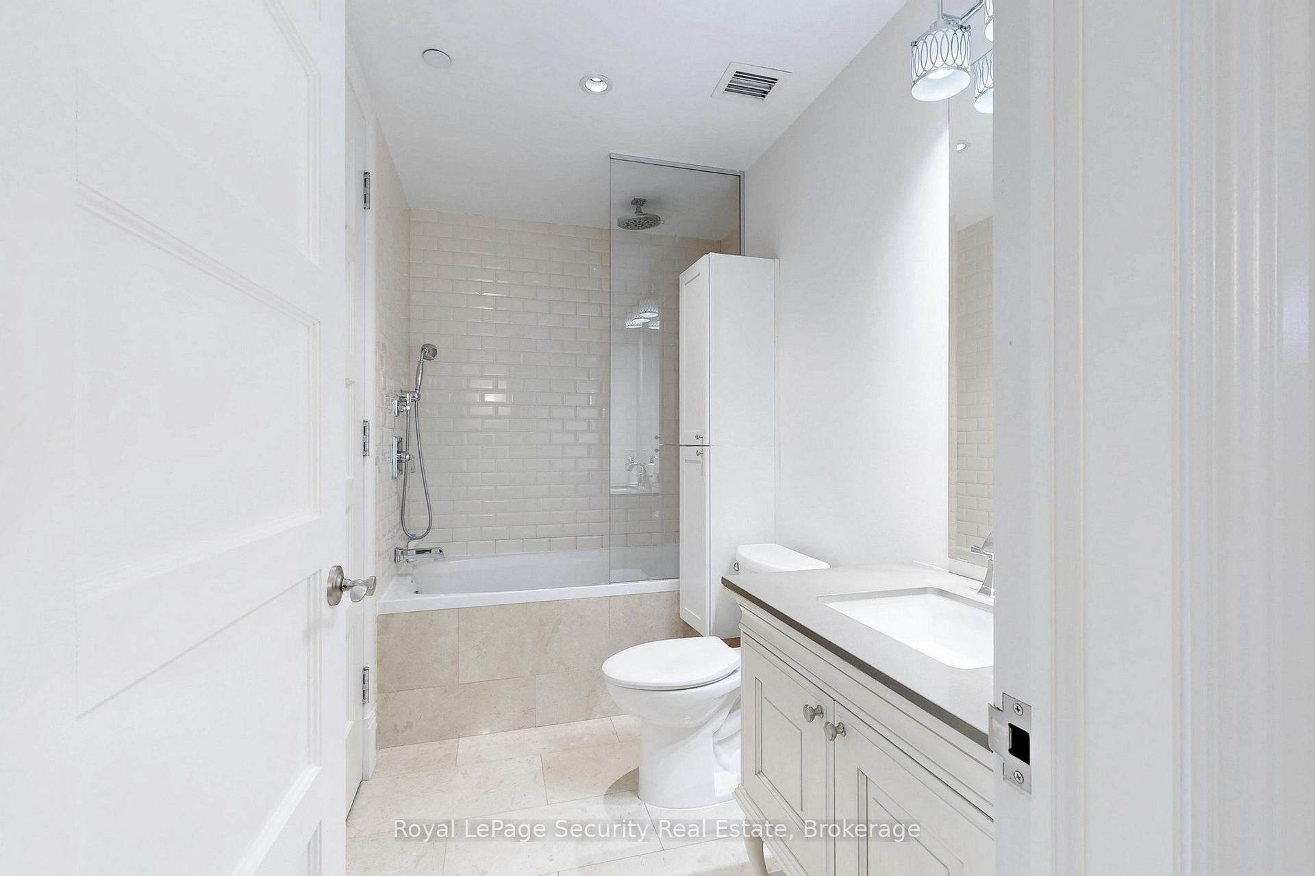 Photo 23 of Unit 323, 22 Leader Lane, Toronto, Church-Yonge Corridor — HOMEH
